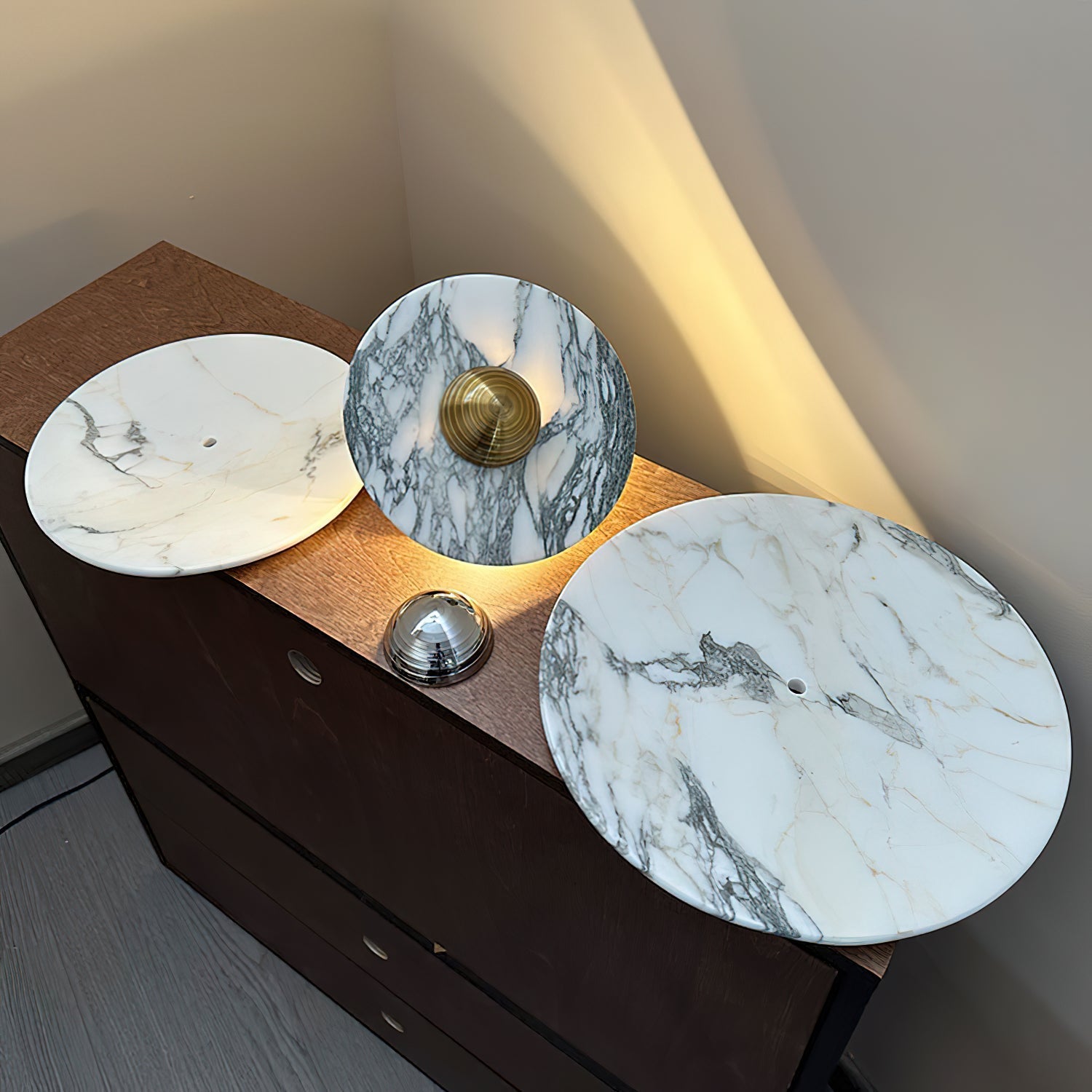 Besoin Marble Wall Light