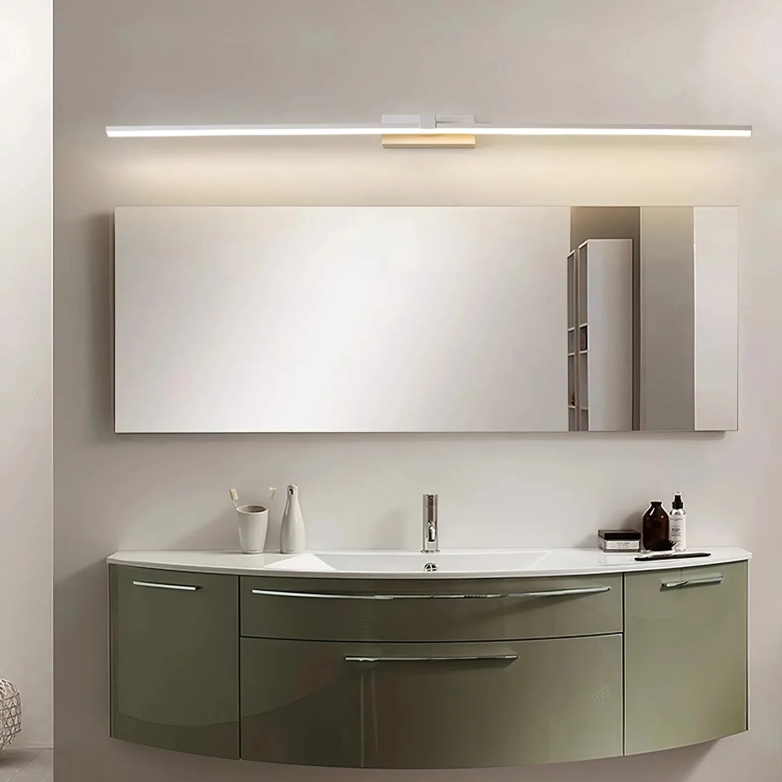 Claryn Wall Light