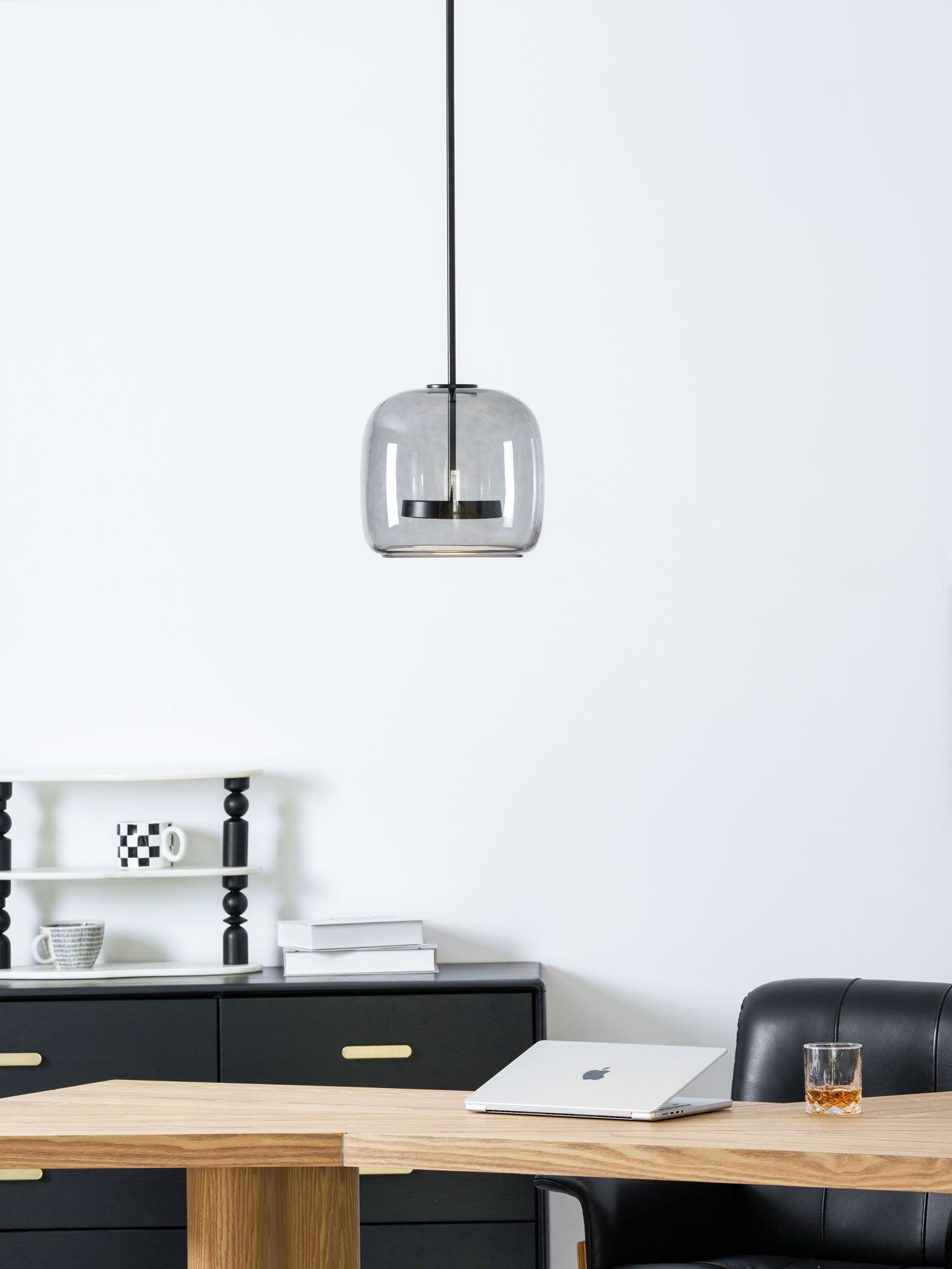 Nivve Globe Pendant Light