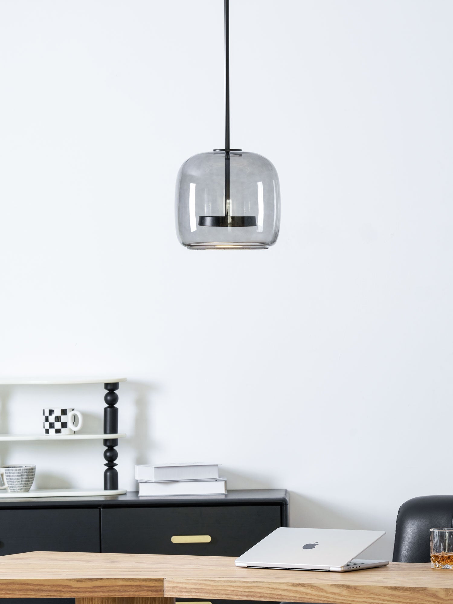Nivve Globe Pendant Light