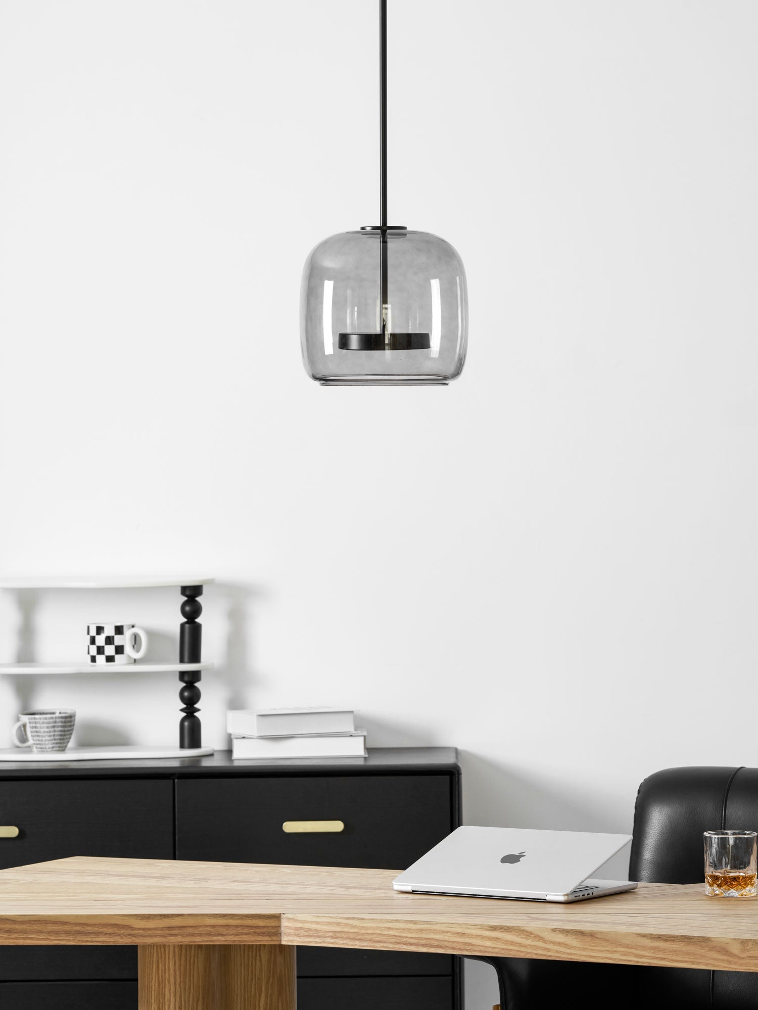 Nivve Globe Pendant Light