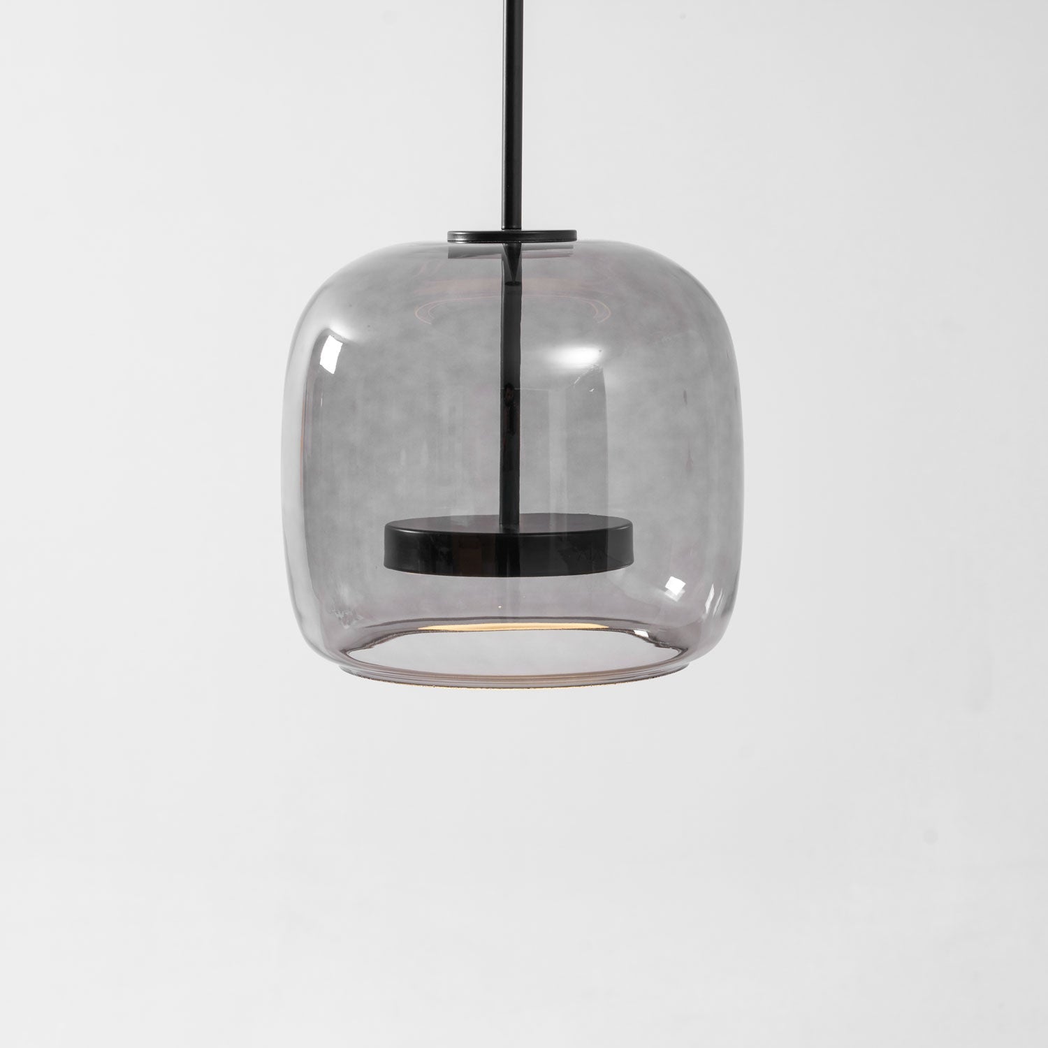 Nivve Globe Pendant Light