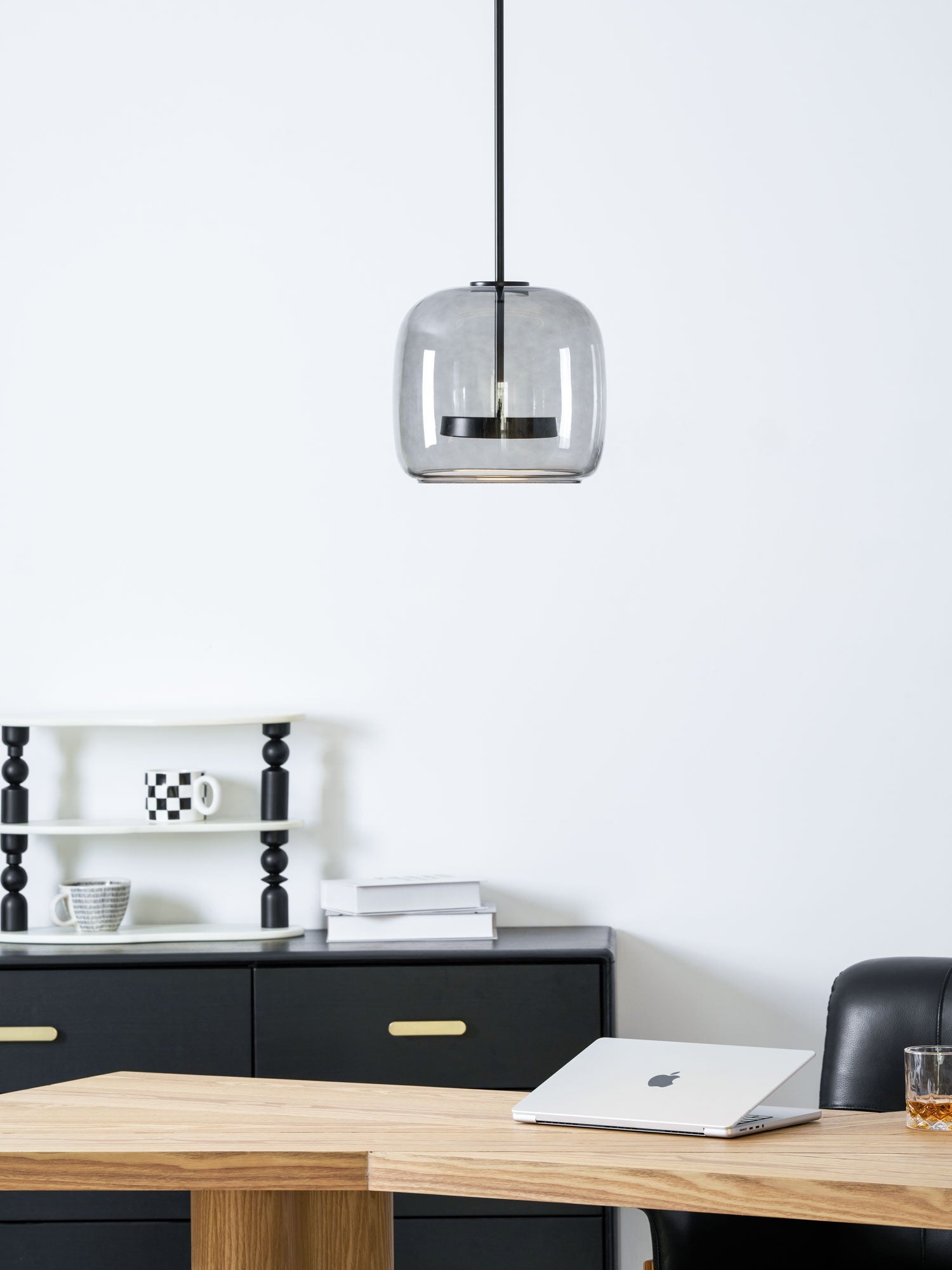 Nivve Globe Pendant Light