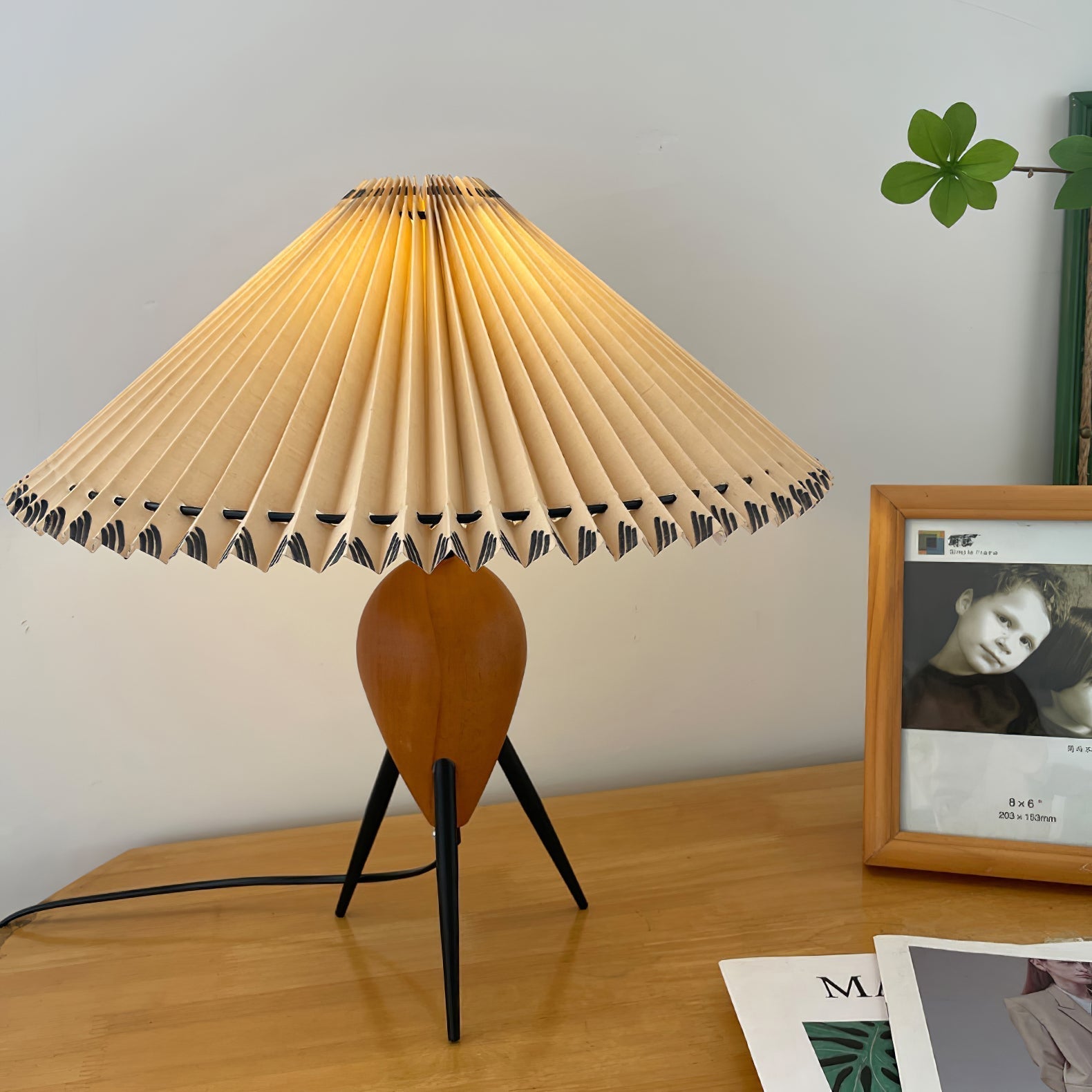 Mitablo Table Lamp