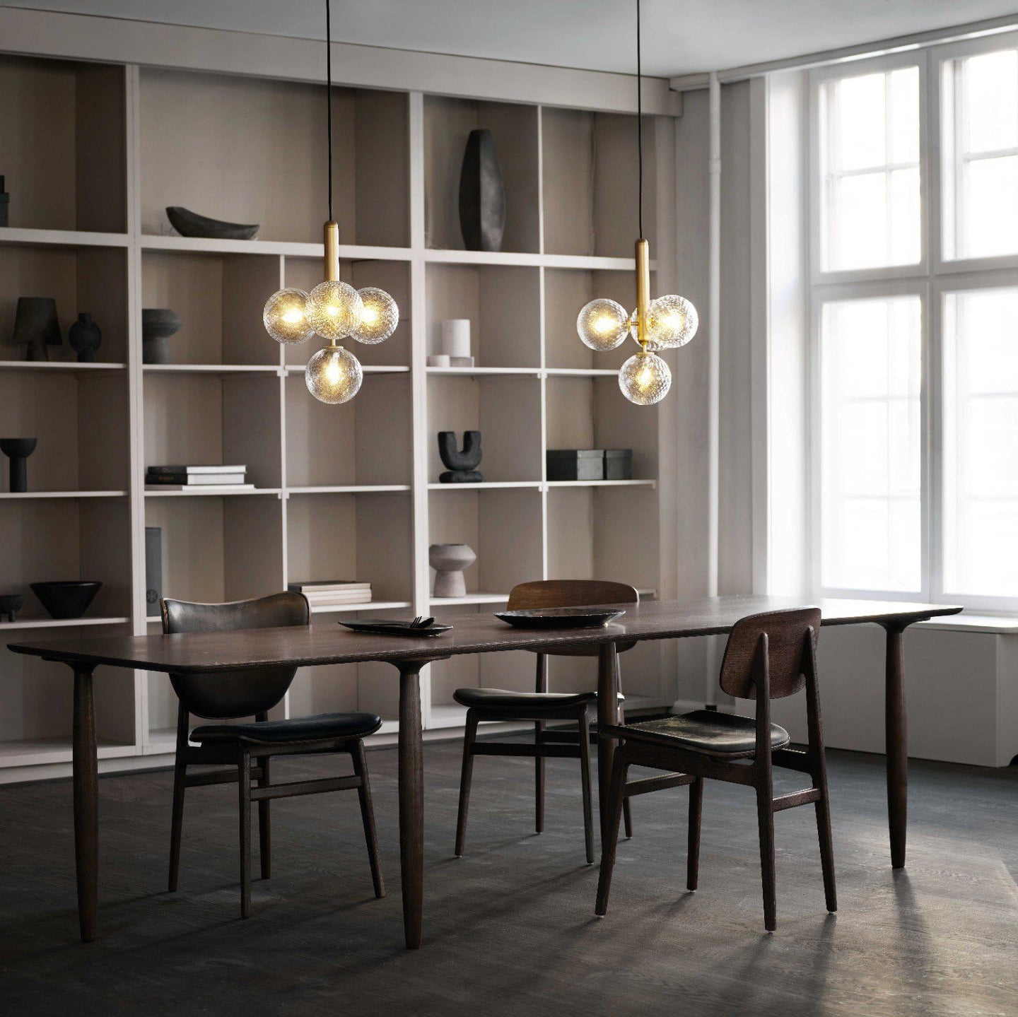 Sircae Orb Pendant Light