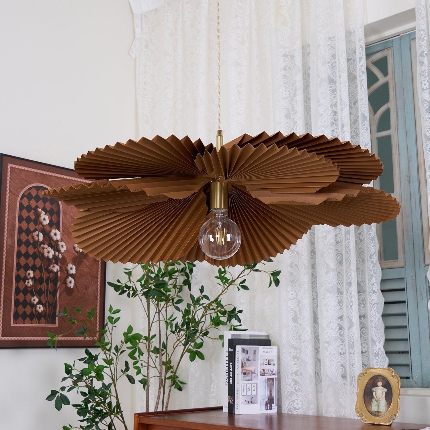 Demikado Flower Pendant Light