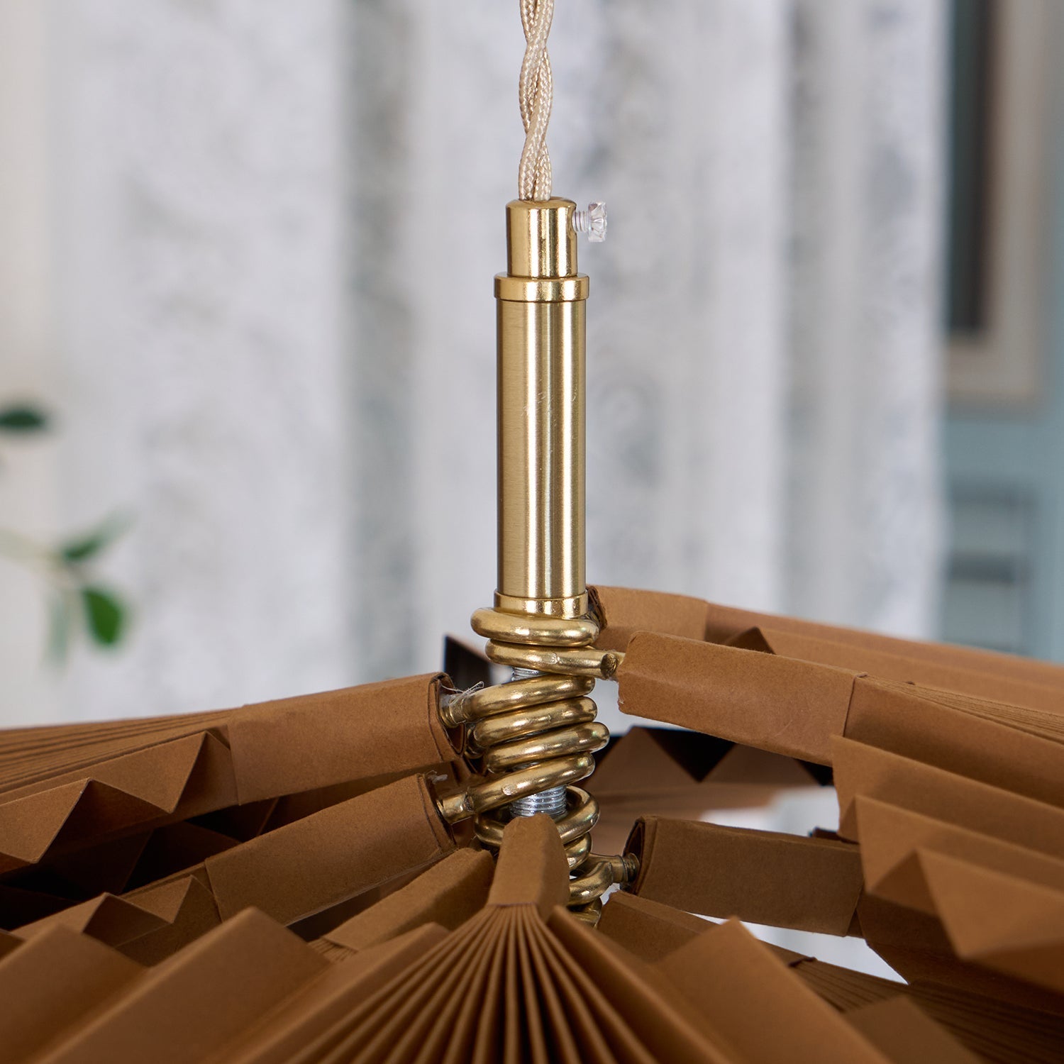 Demikado Flower Pendant Light