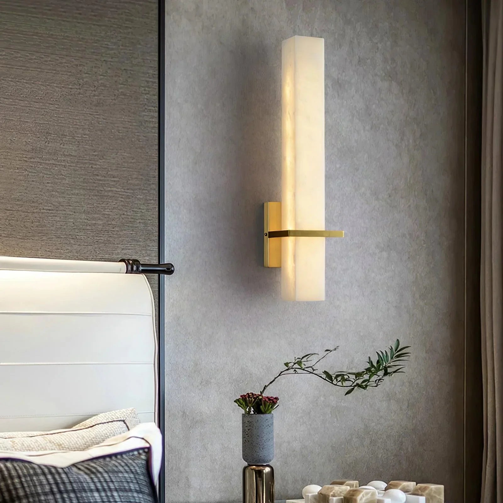 Omereas Wall Light