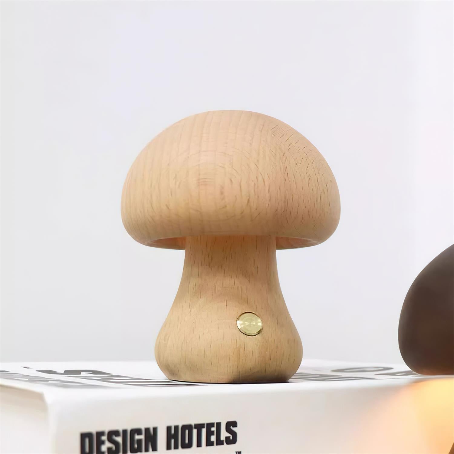 Vellaro Table Lamp