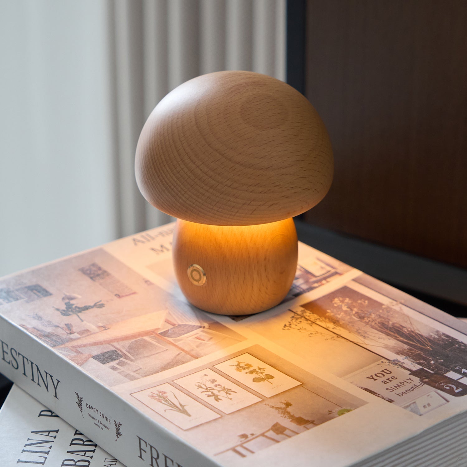 Vellaro Table Lamp