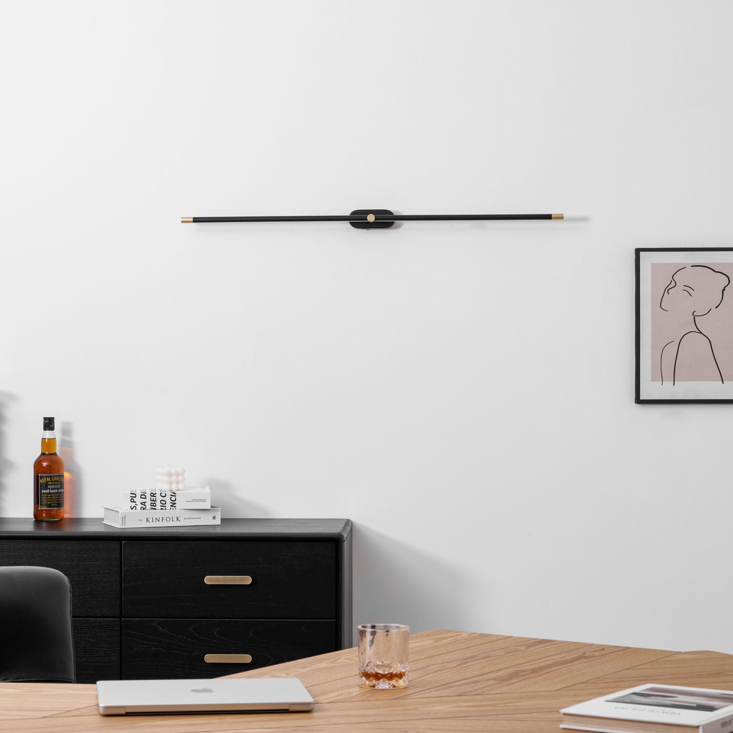 Reyton Rechargable Linear Wall Light