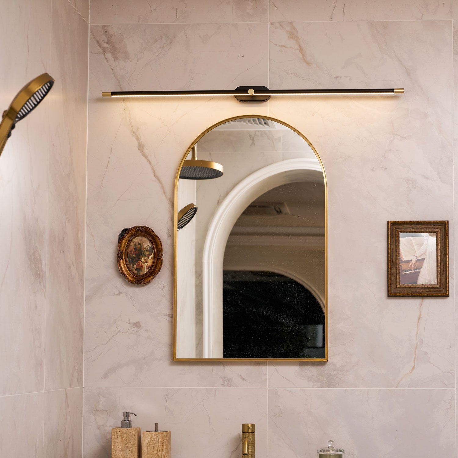 Reyton Rechargable Linear Wall Light