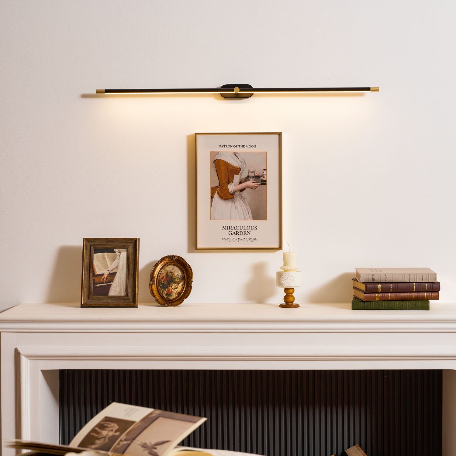 Reyton Rechargable Linear Wall Light