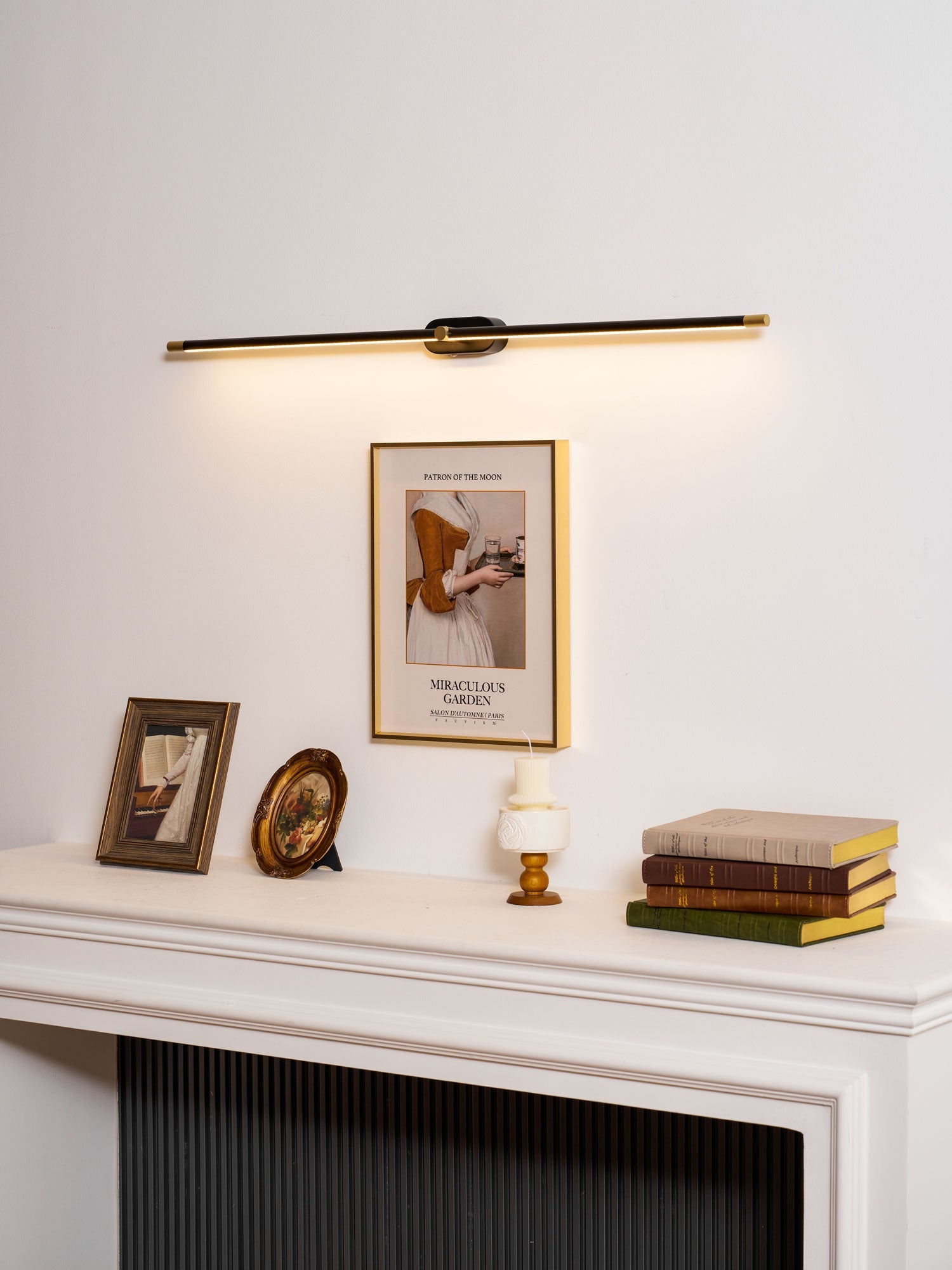 Reyton Rechargable Linear Wall Light