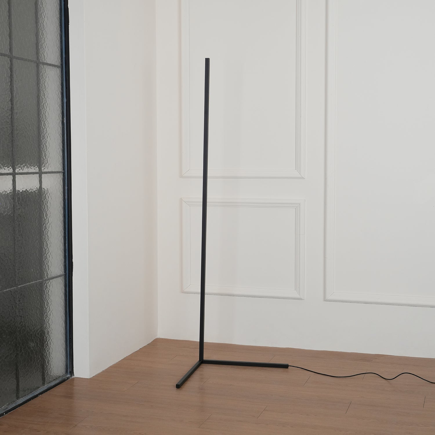 Lucavo Floor Lamp
