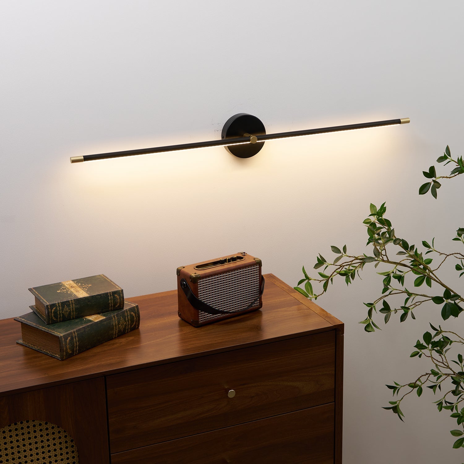 Lentese Wall Light