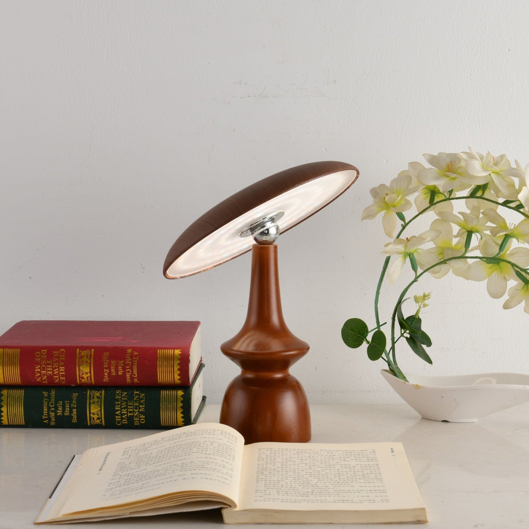 Milveto Table Lamp