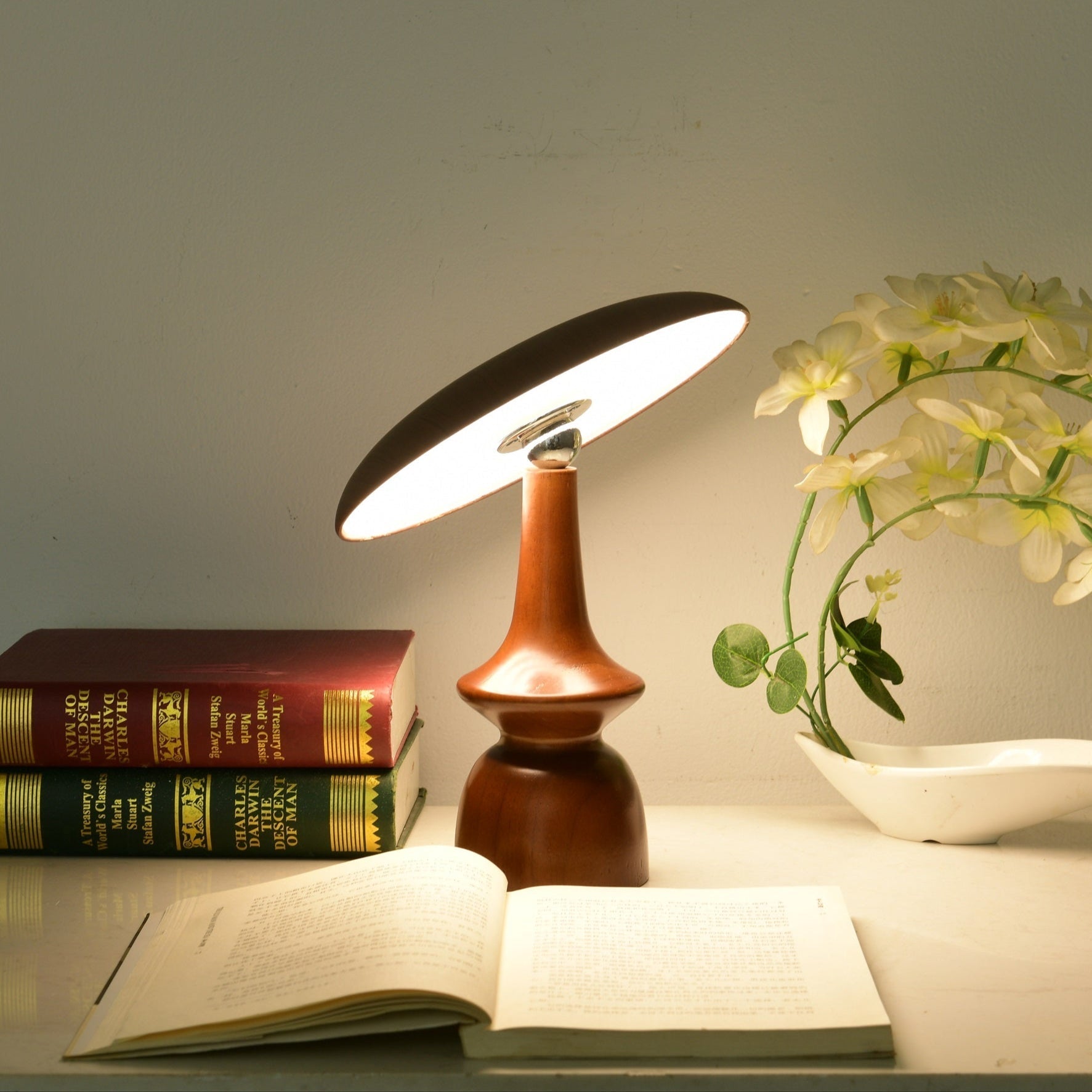 Milveto Table Lamp