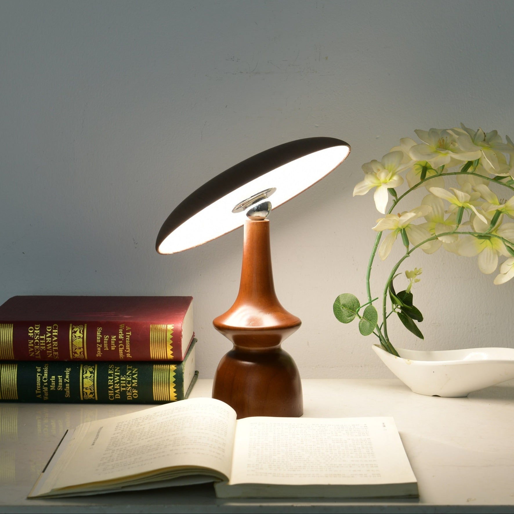 Milveto Table Lamp