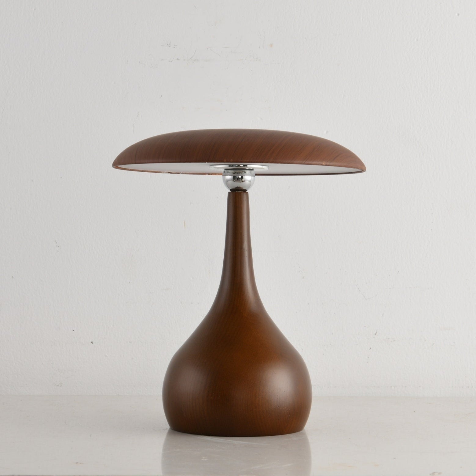 Milveto Table Lamp