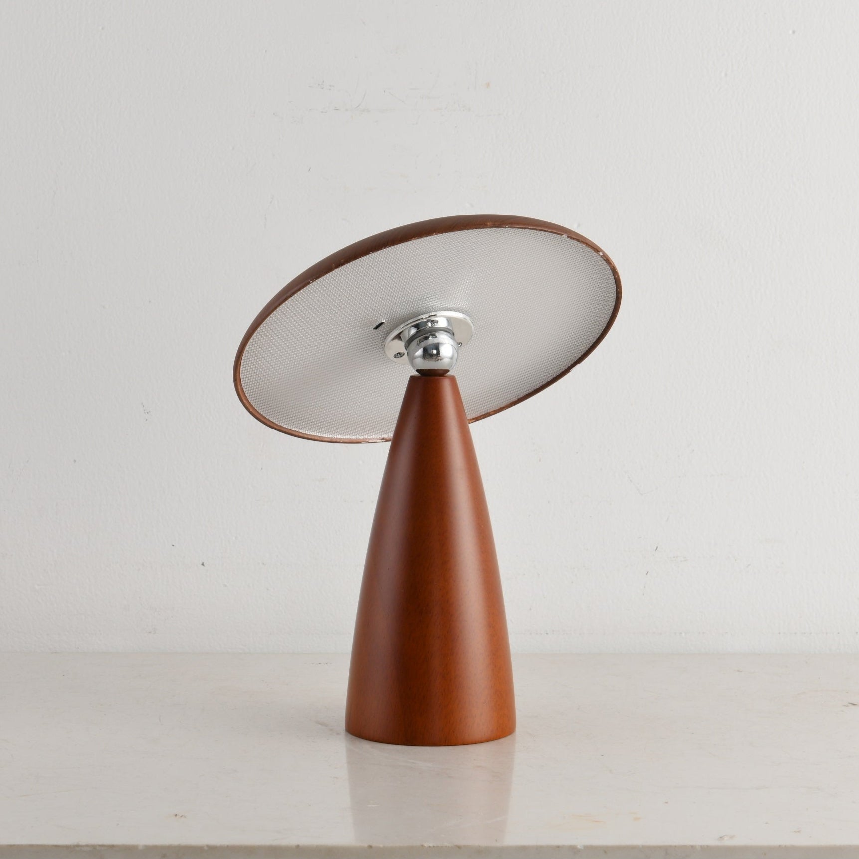Milveto Table Lamp