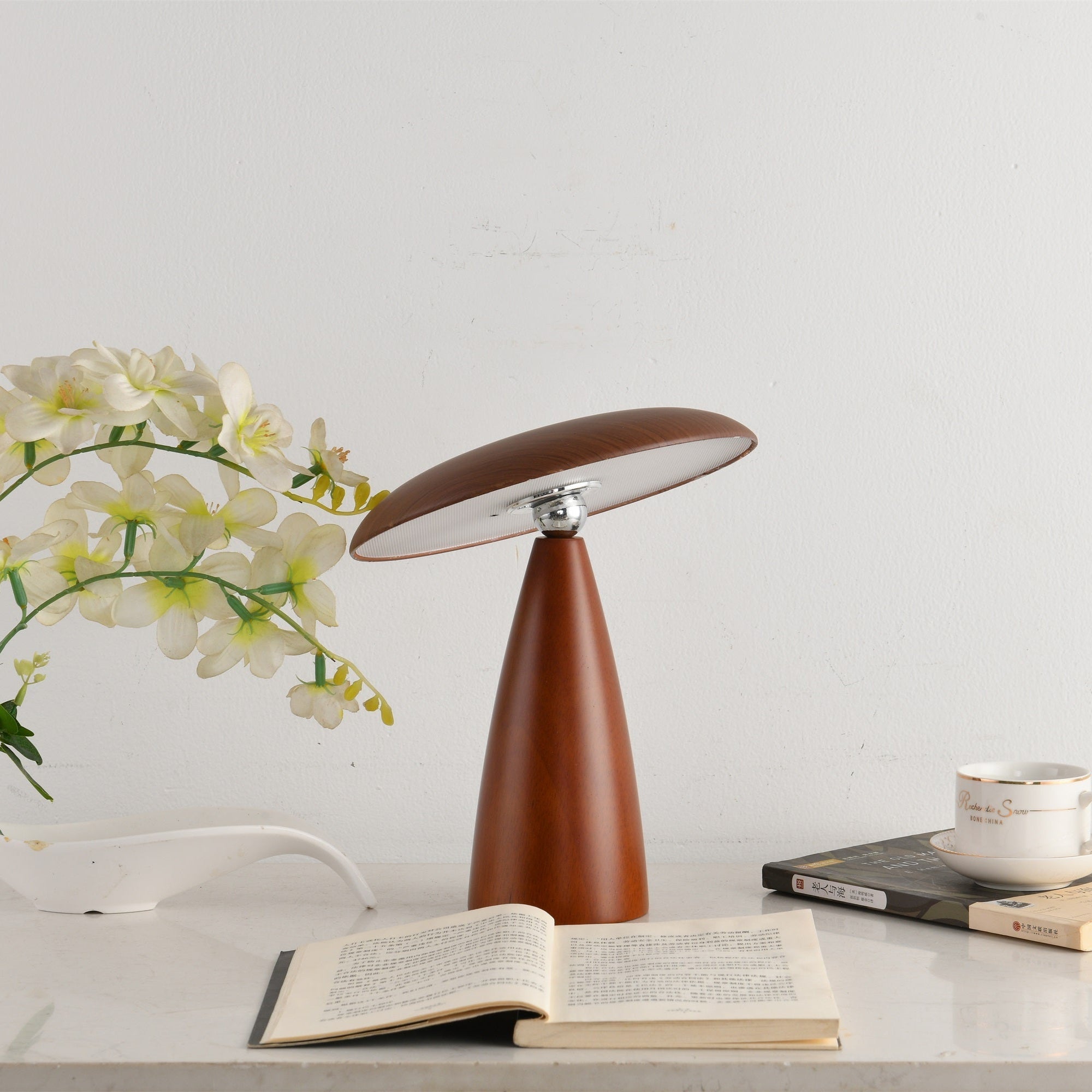Milveto Table Lamp