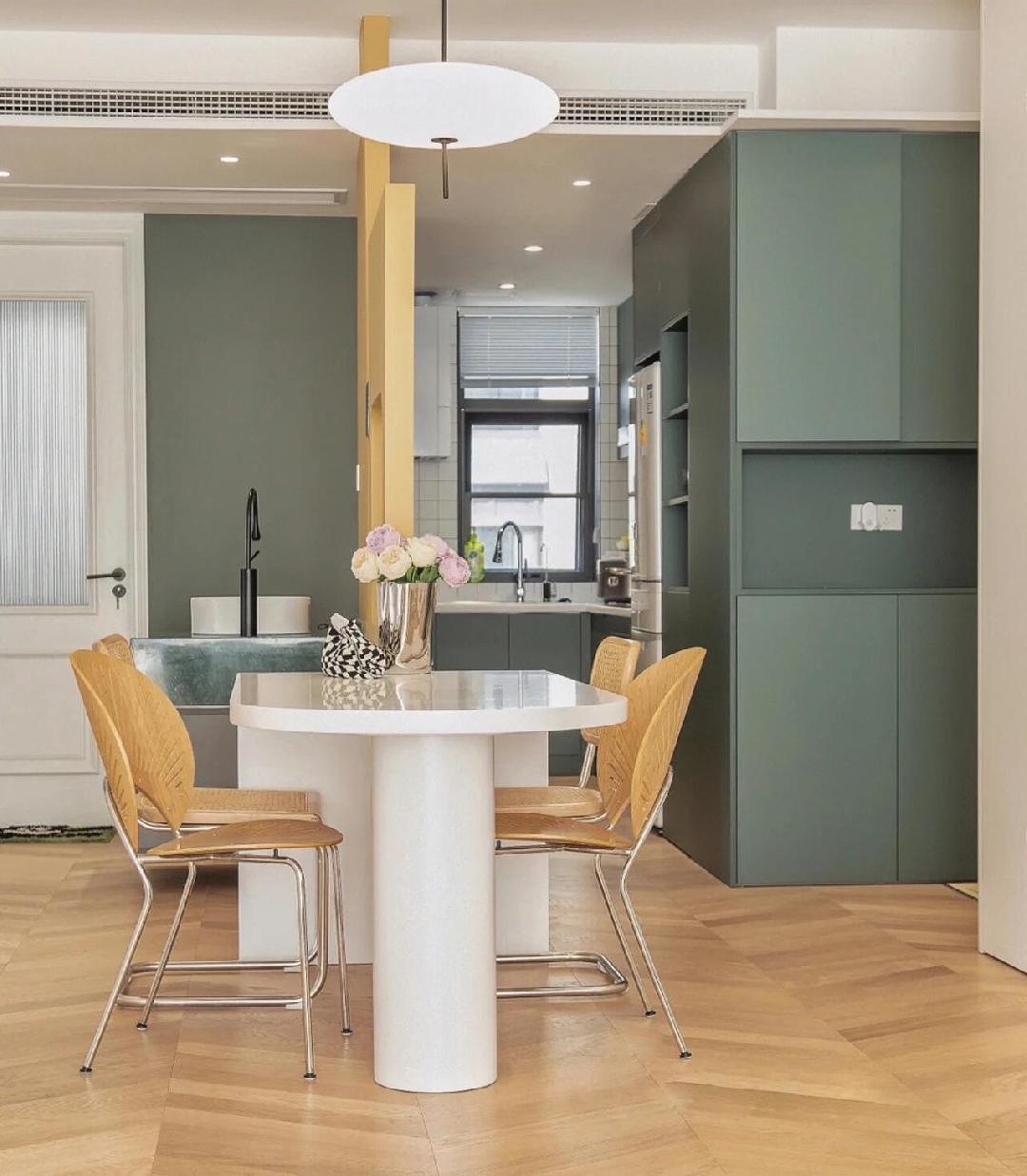 Velllina Disc Pendant Light