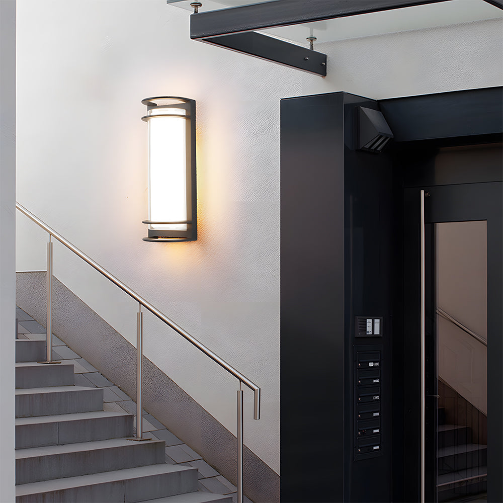 Avelin Outdoor Wall Light