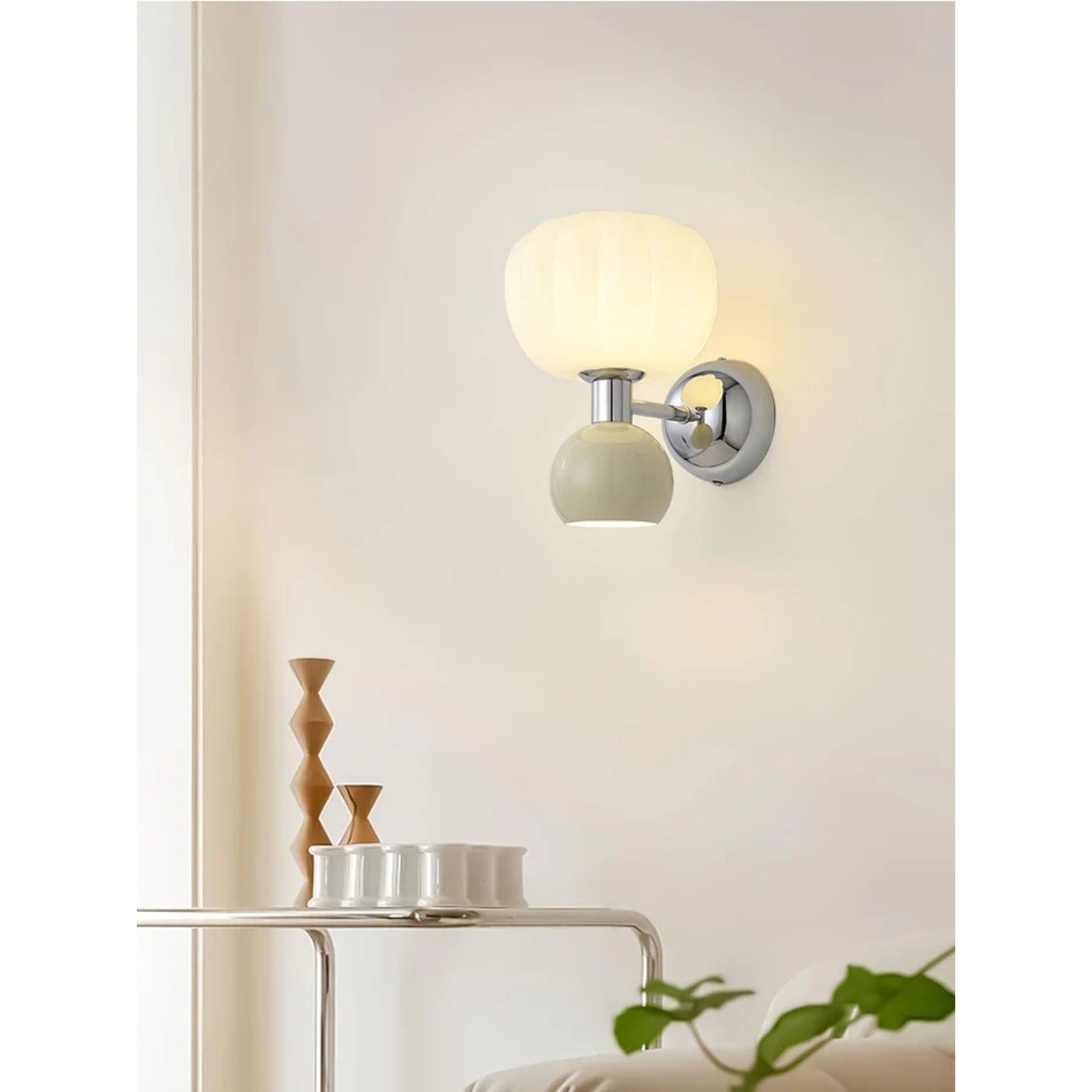 Scullon Wall Light