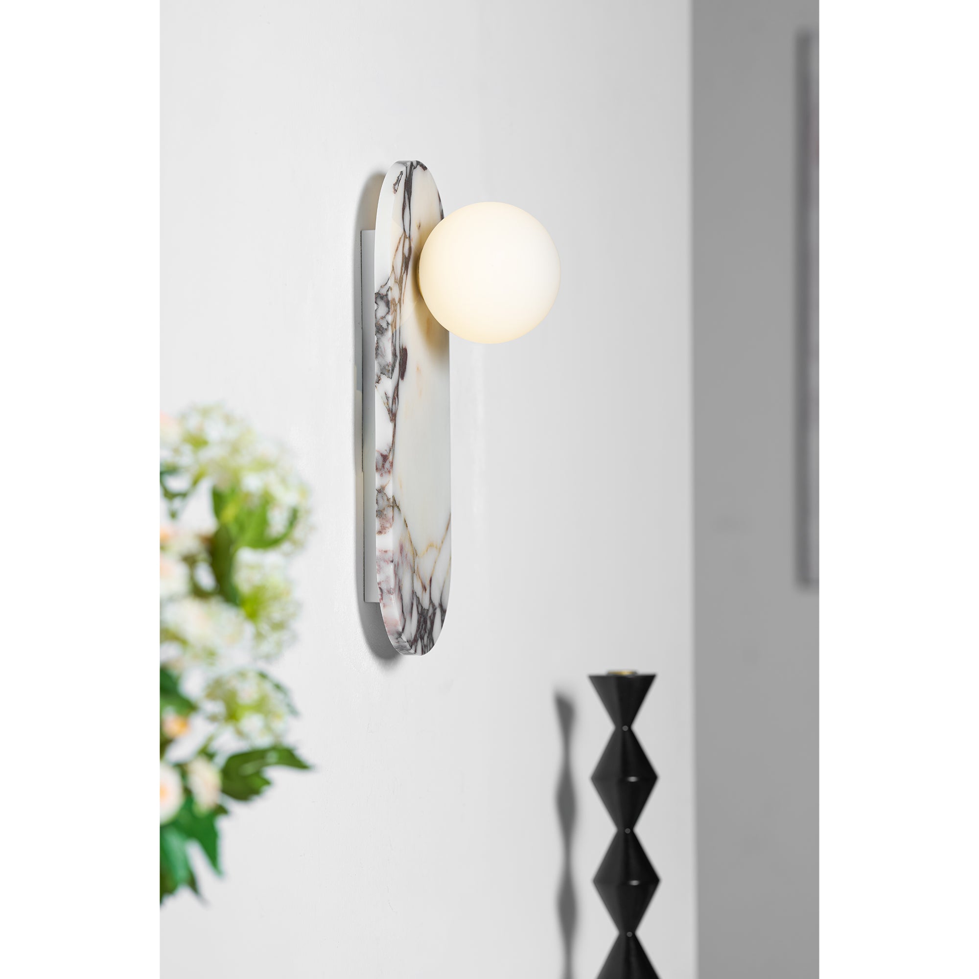 Glenu Globe Wall Light