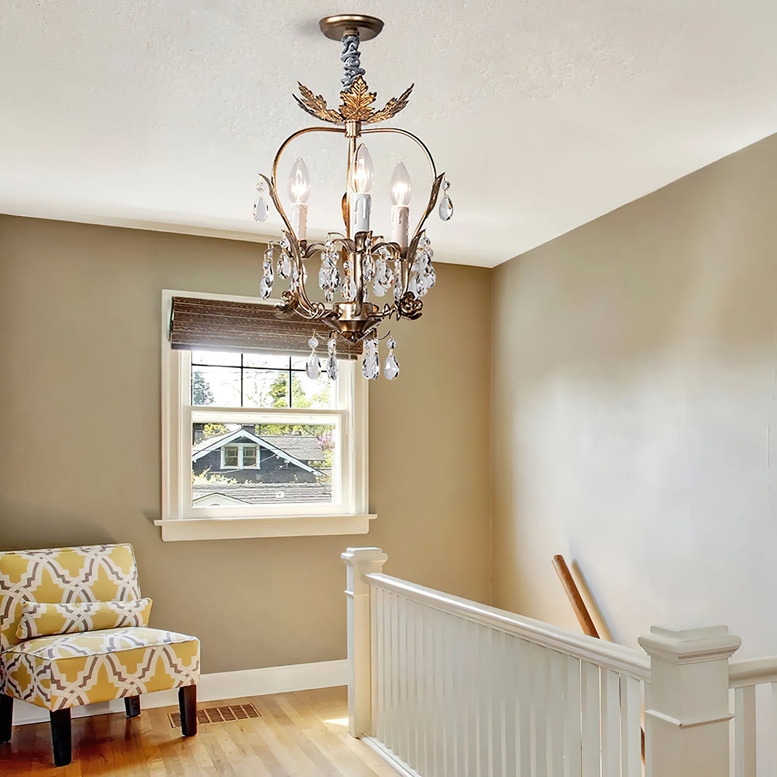Wynnia Vintage Chandelier