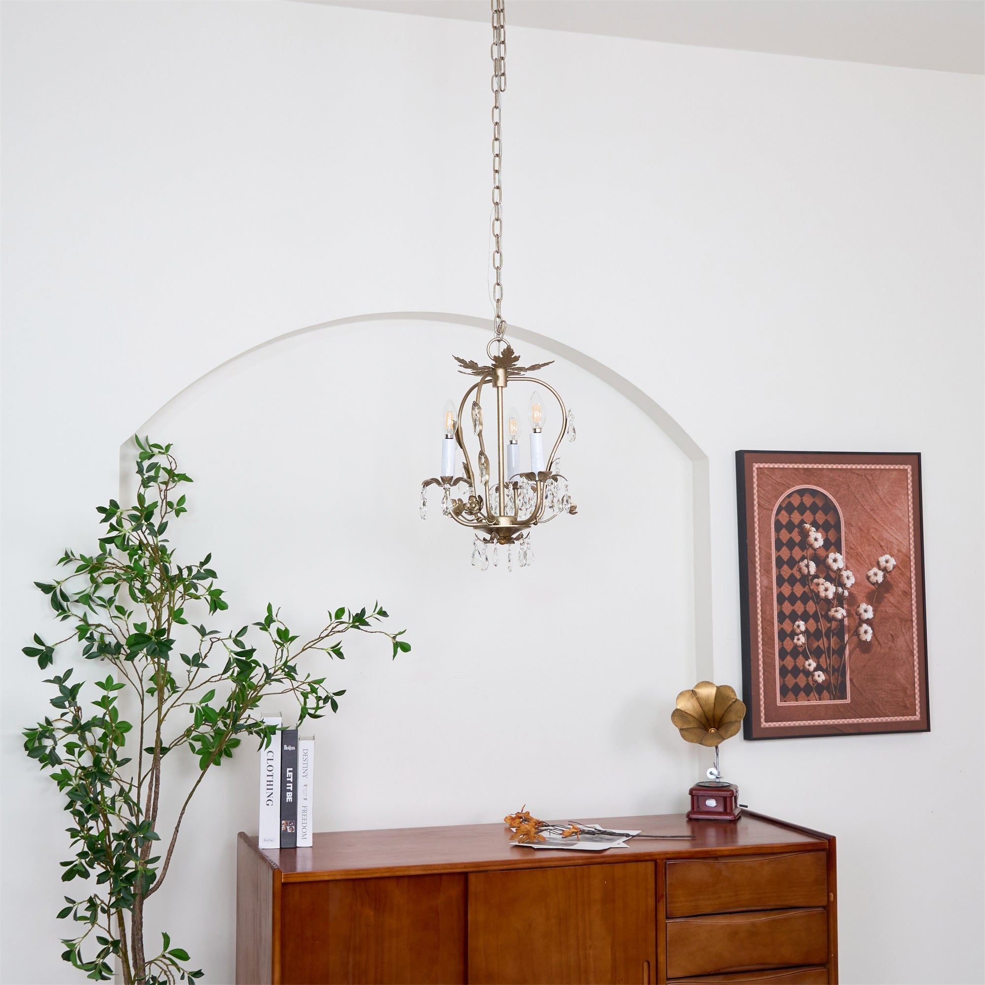 Wynnia Vintage Chandelier