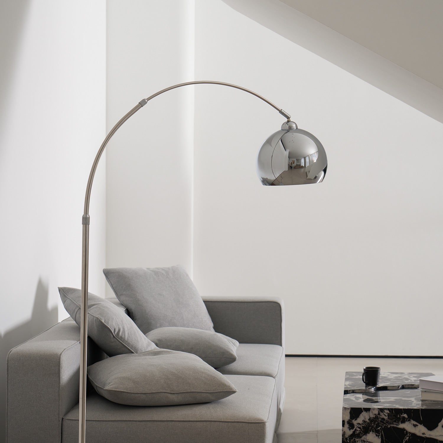 Zorro Modern Floor Lamp