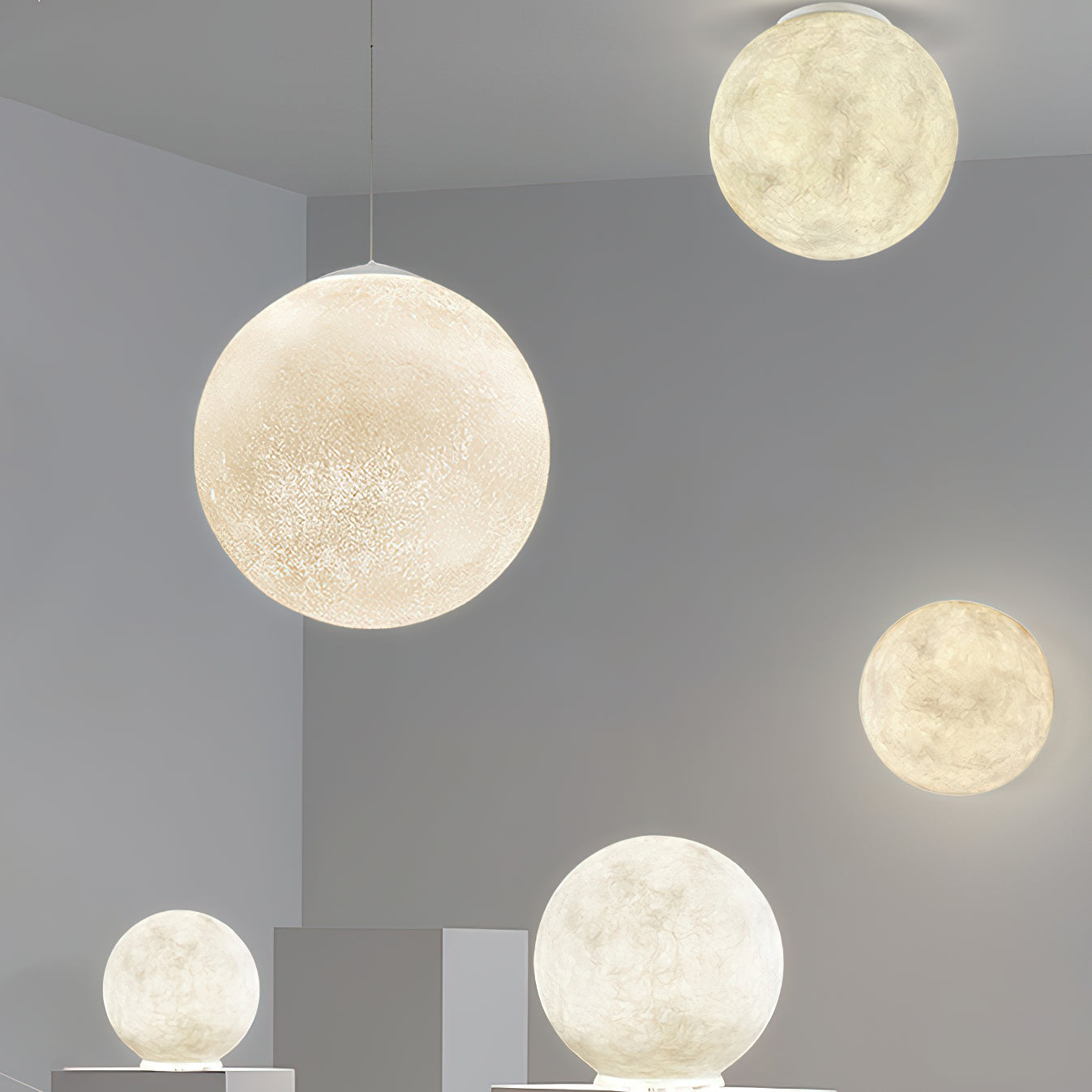 Caldin Globe Pendant Light