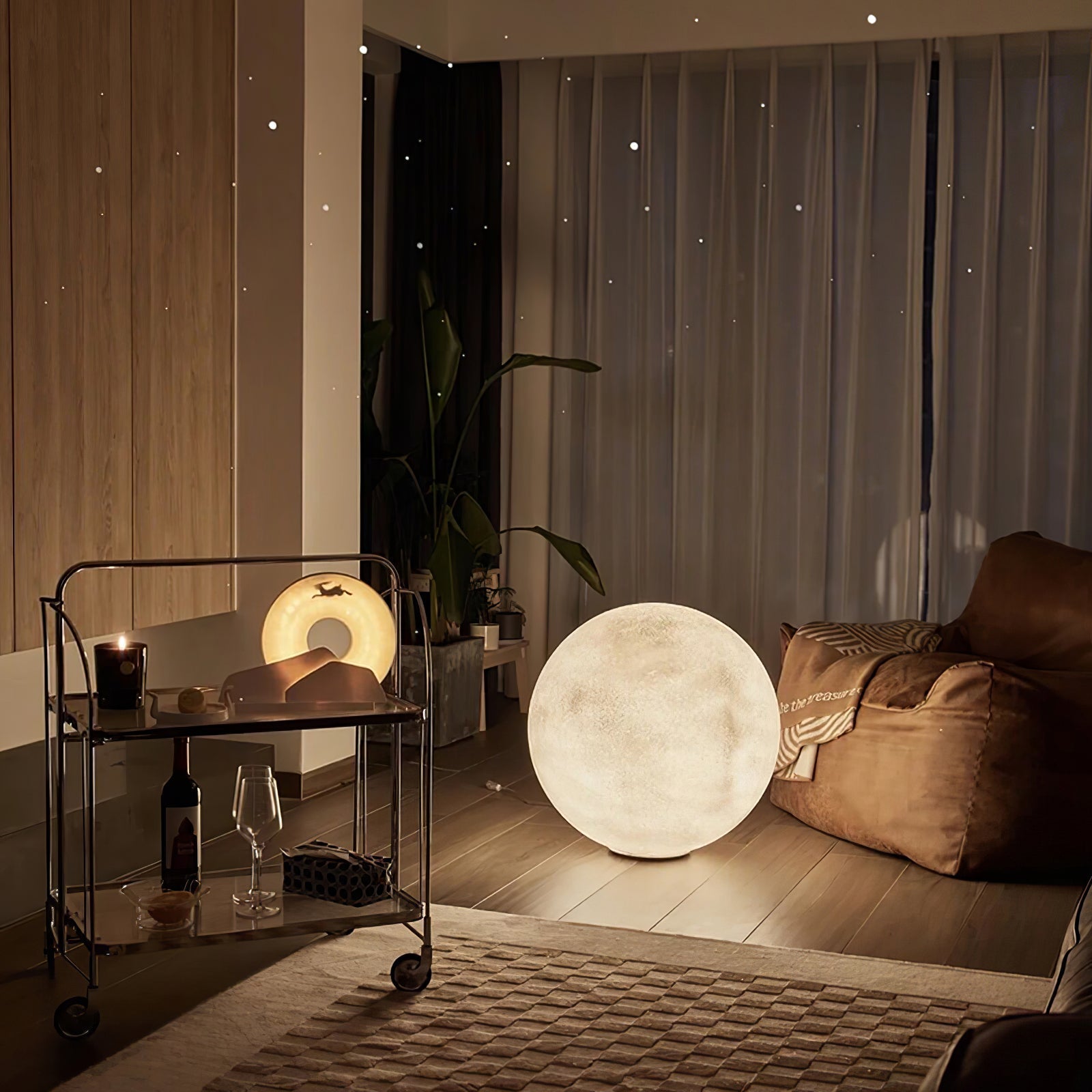 Lumza Moon-Shaped Floor Lamp