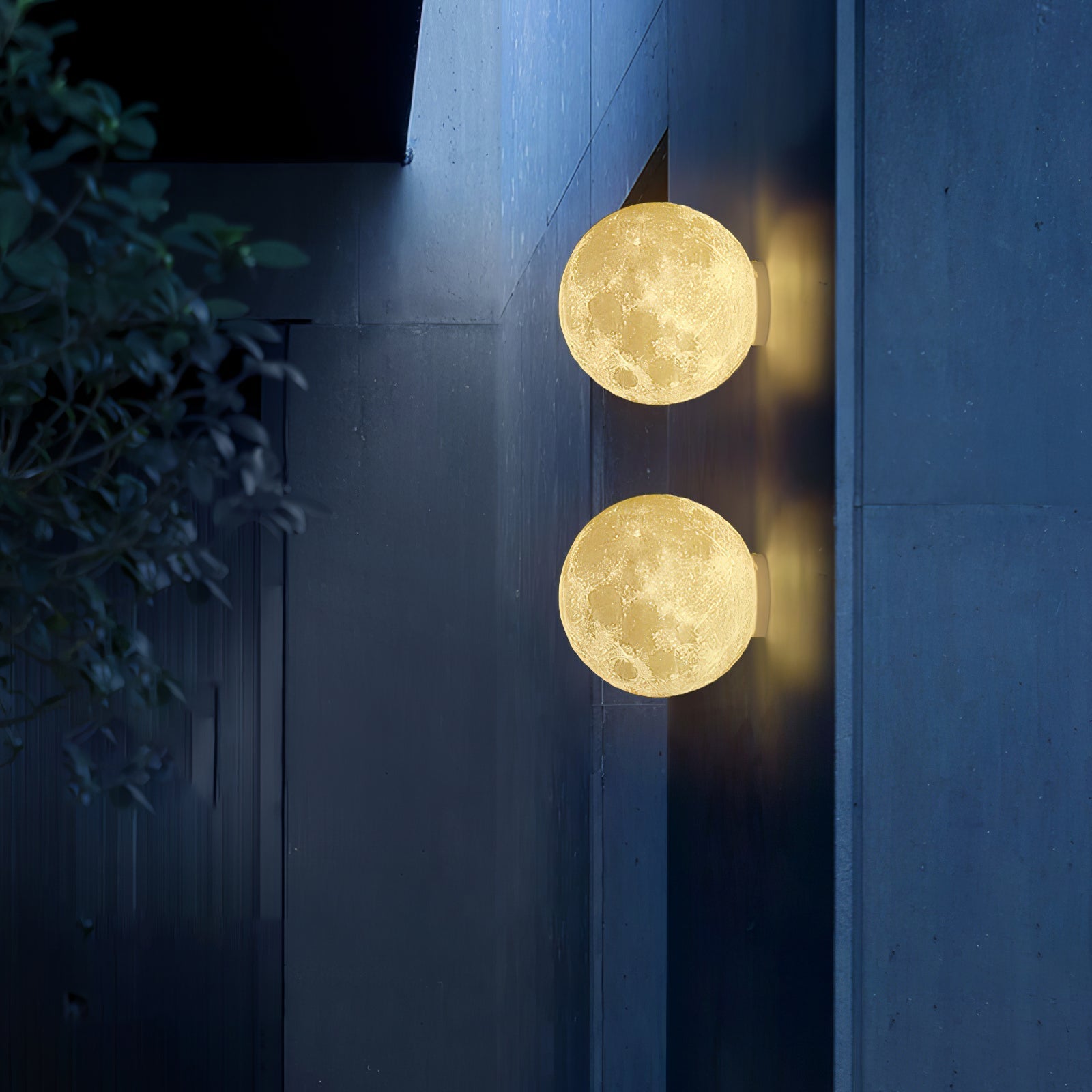 Tralvik Moon Design Wall Light