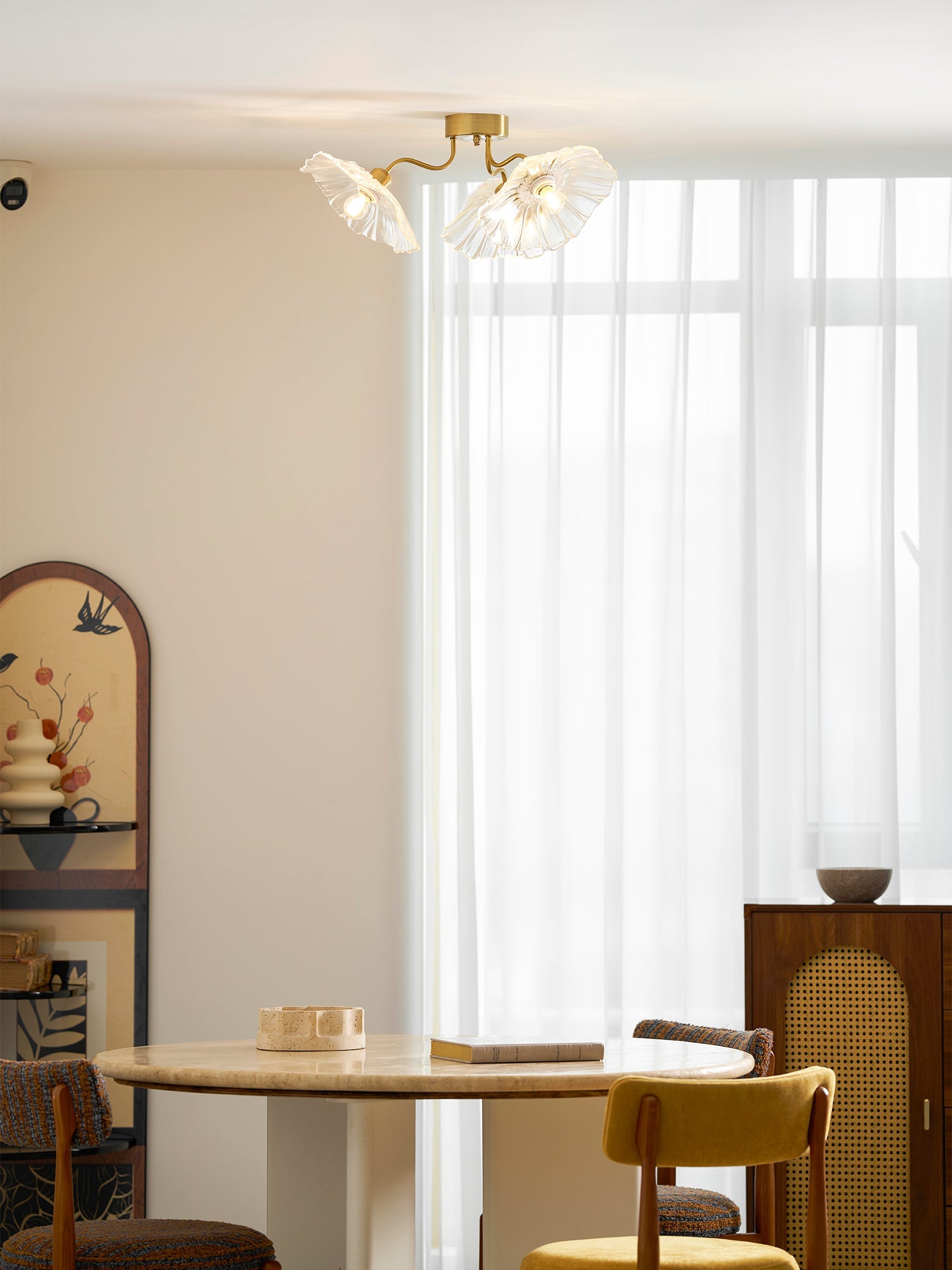 Mera Leaf Ceiling Light