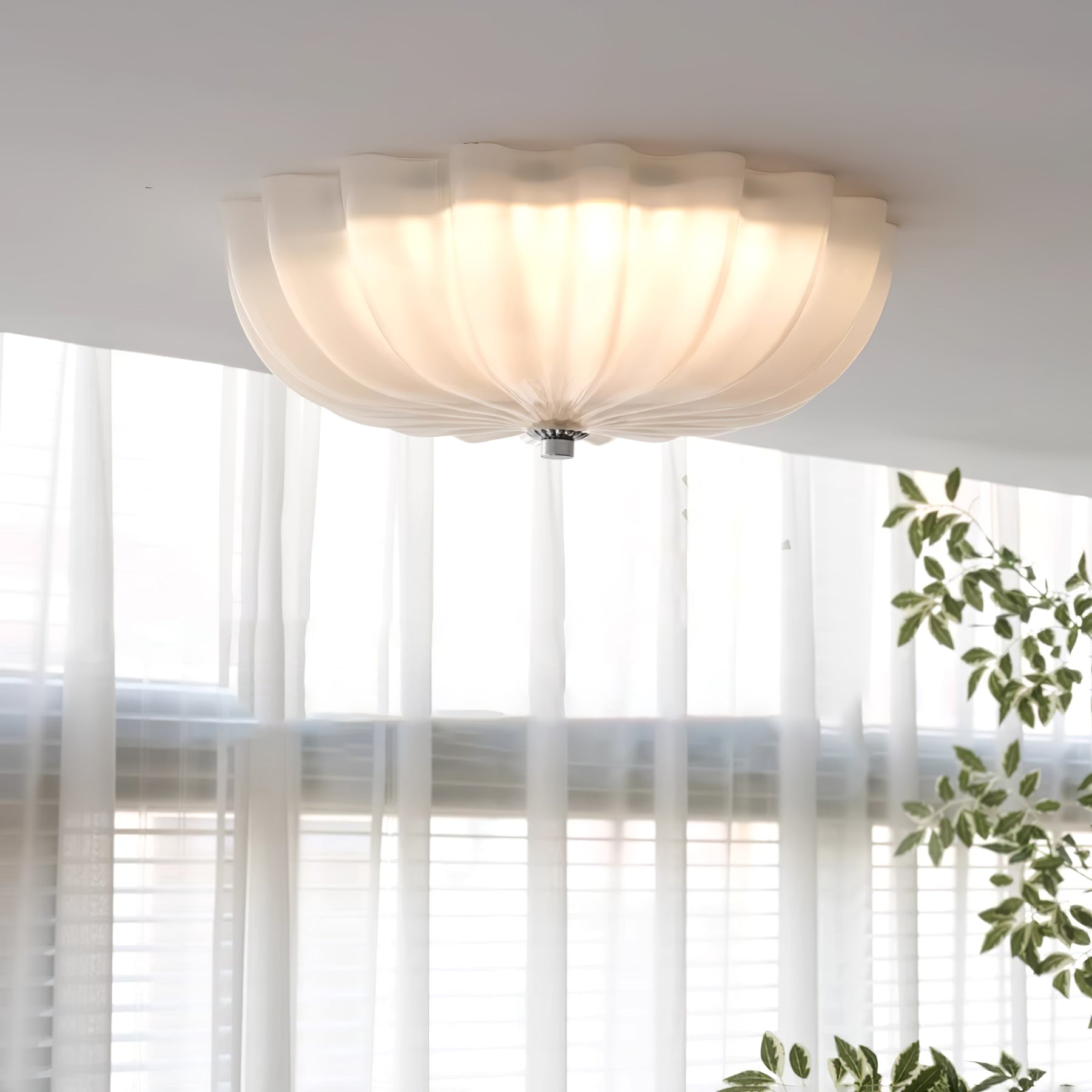 Prollar Ceiling Light
