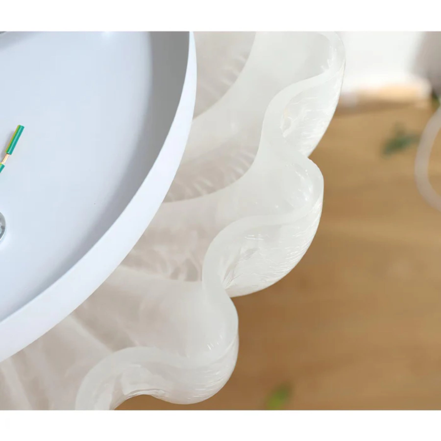 Prollar Ceiling Light