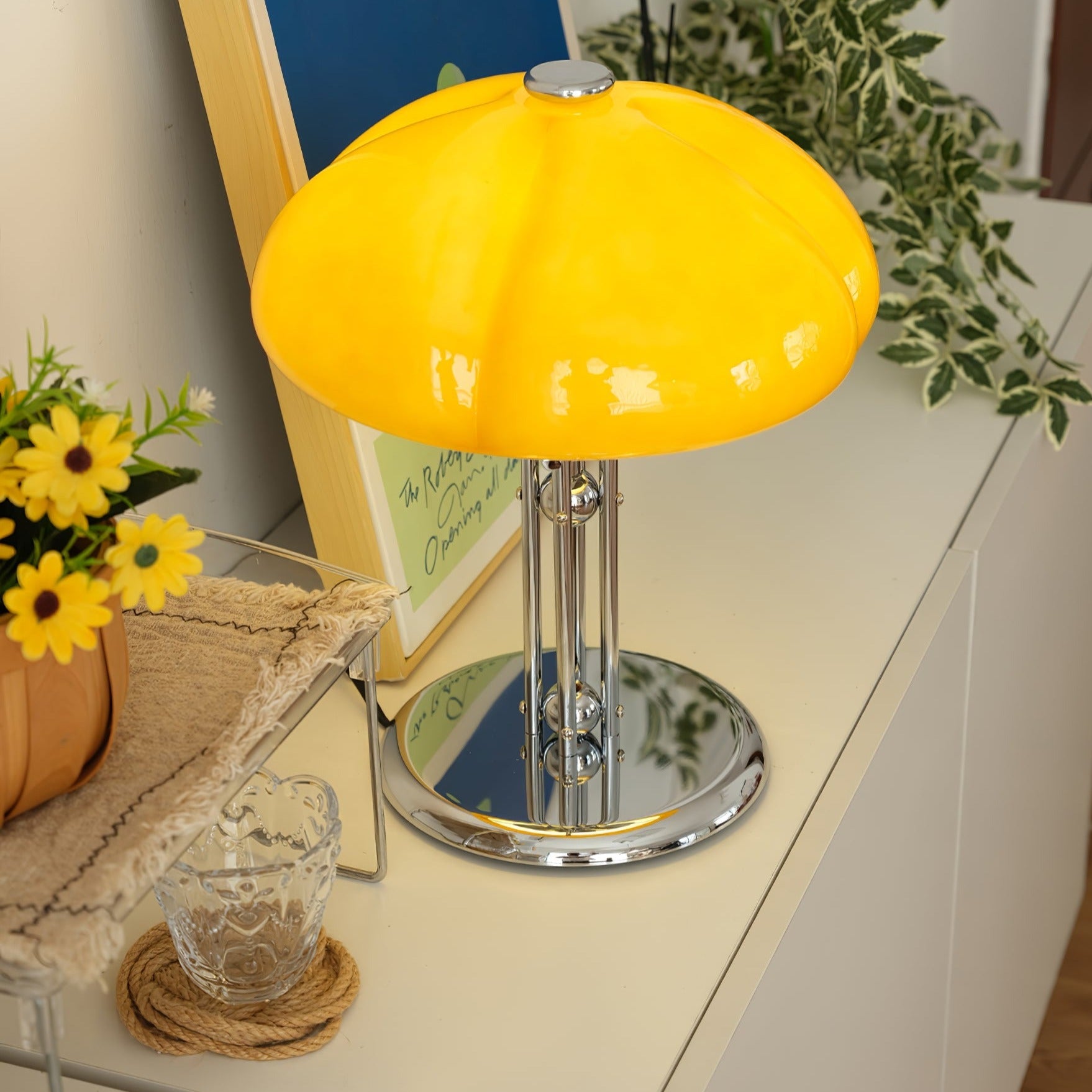 Pilzin Table Lamp
