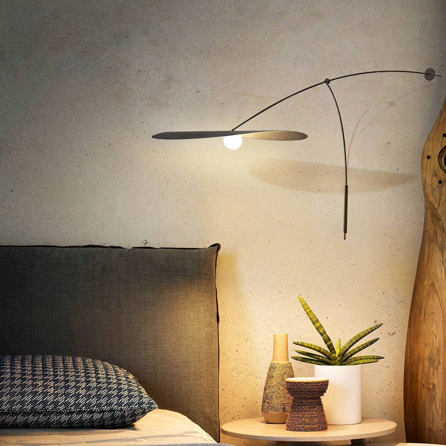 Venado Wall Light