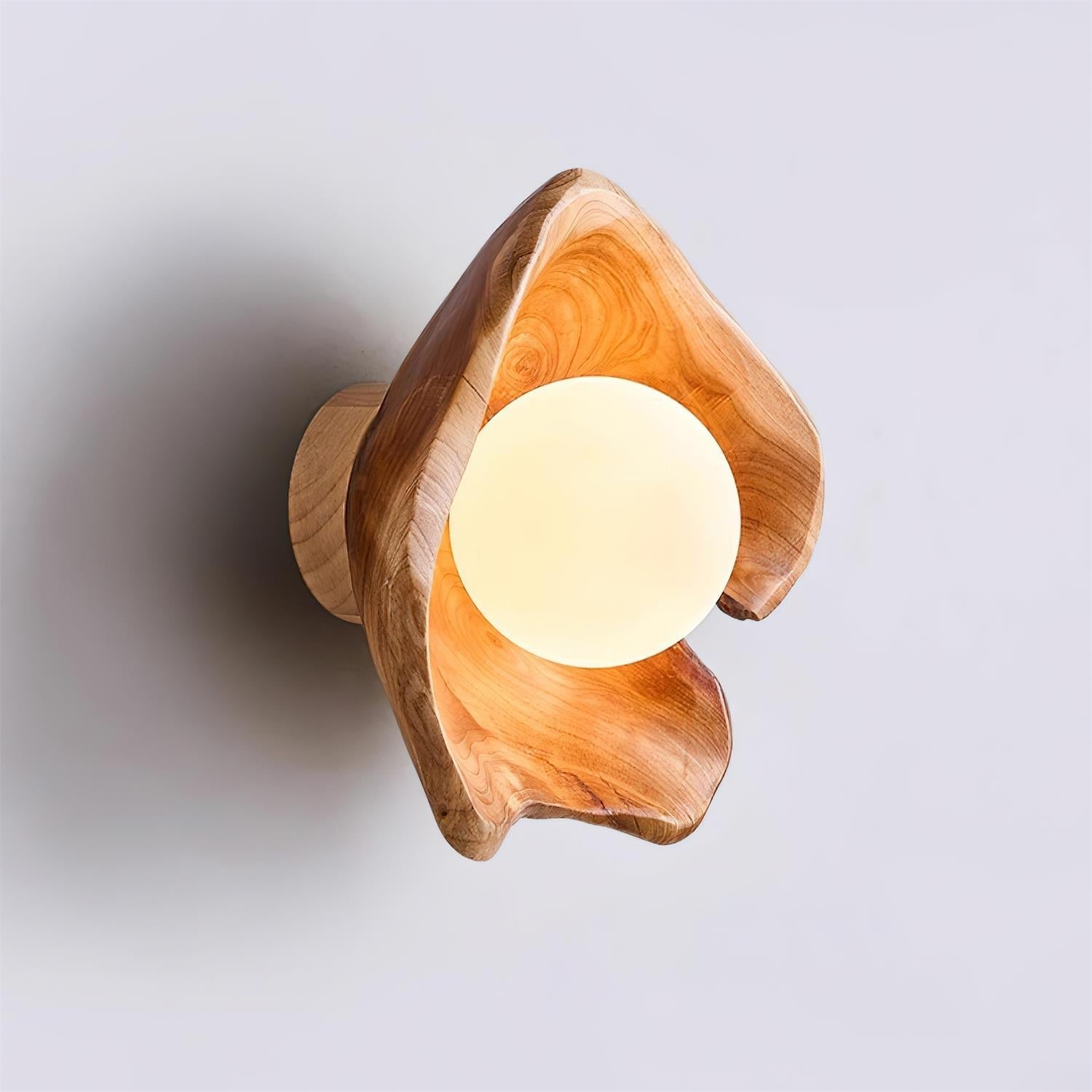 Perzon Wooden Wall Light