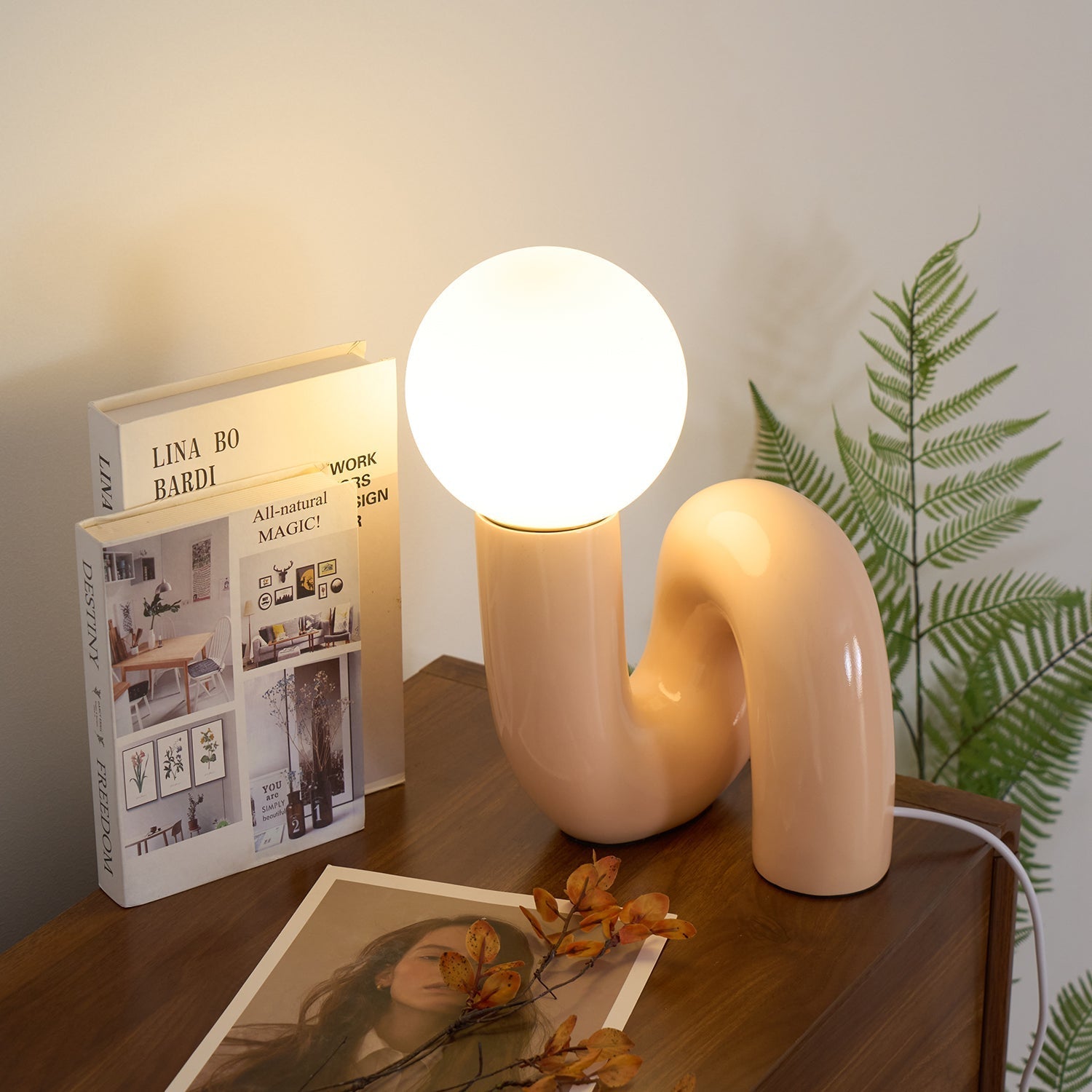Curlshape Table Lamp