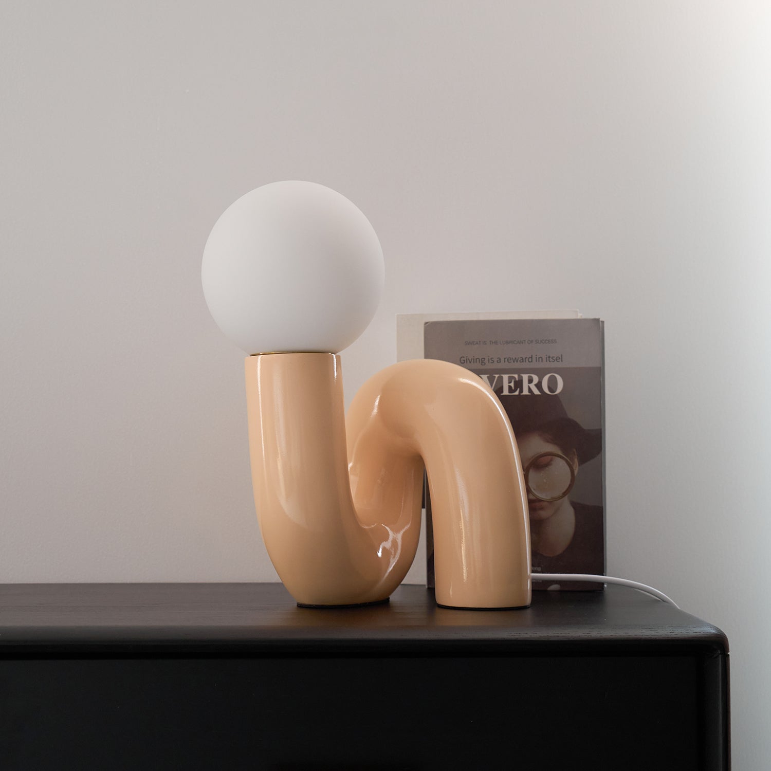Curlshape Table Lamp