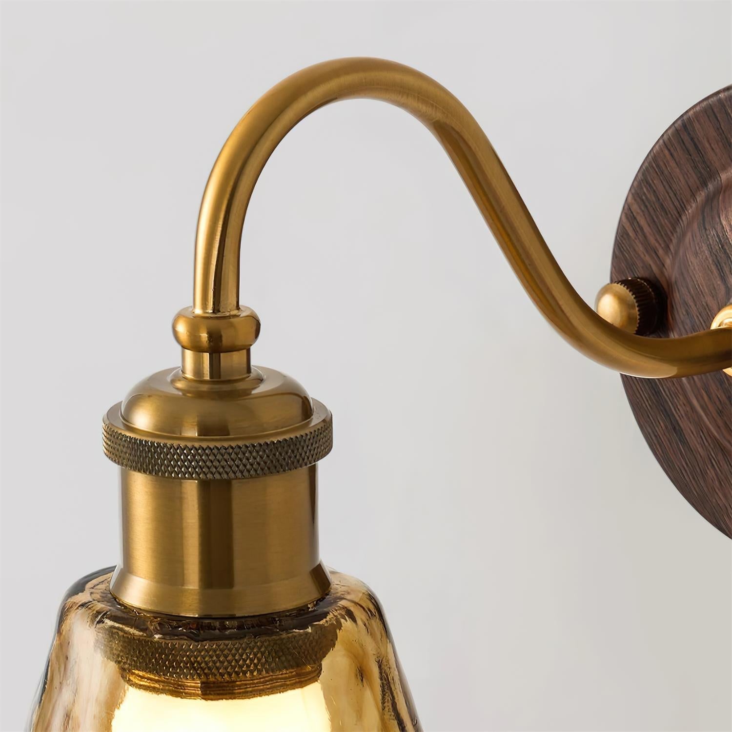 Vionare Wall Light