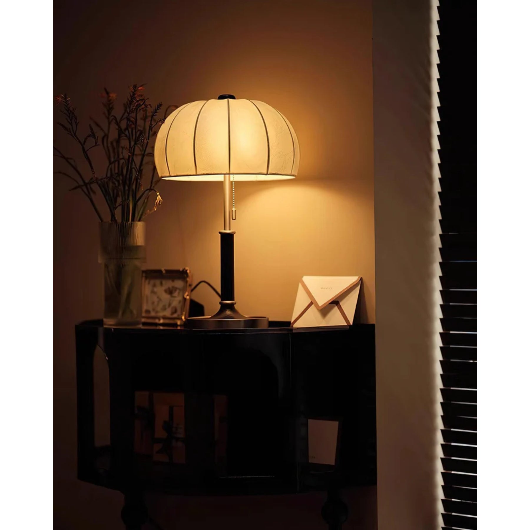 Niyano Table Lamp