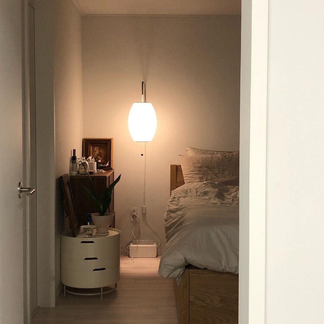 Wrenvae Wall Light