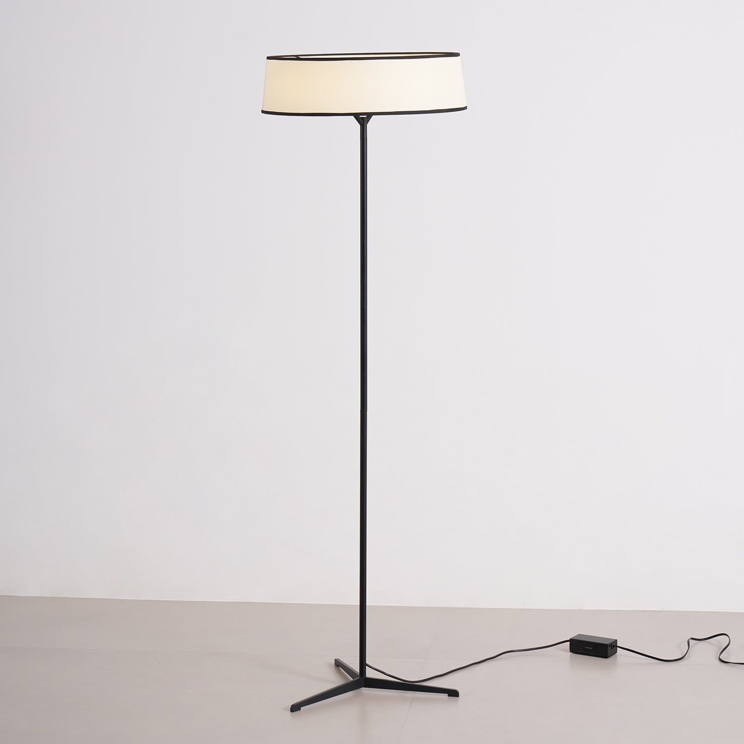 Delema Floor Lamp