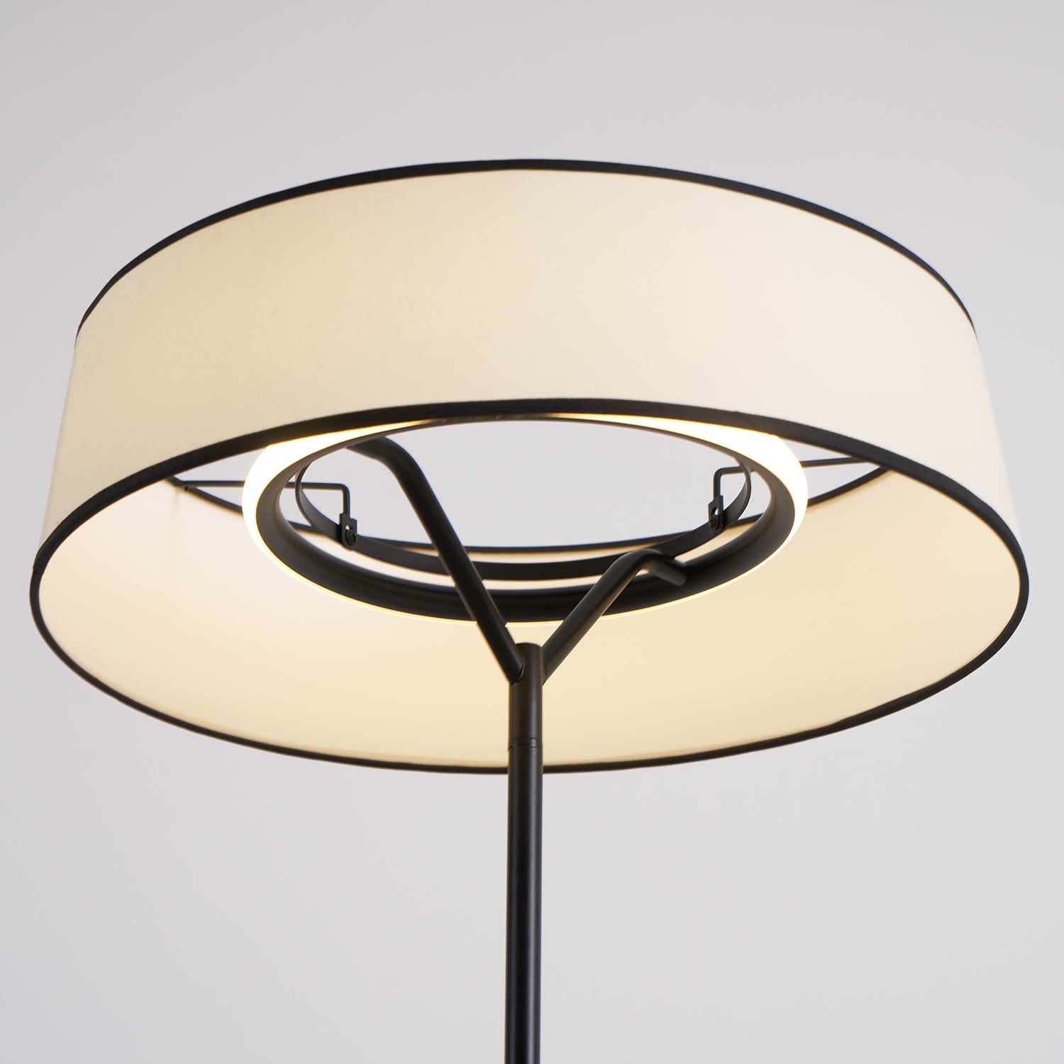 Delema Floor Lamp
