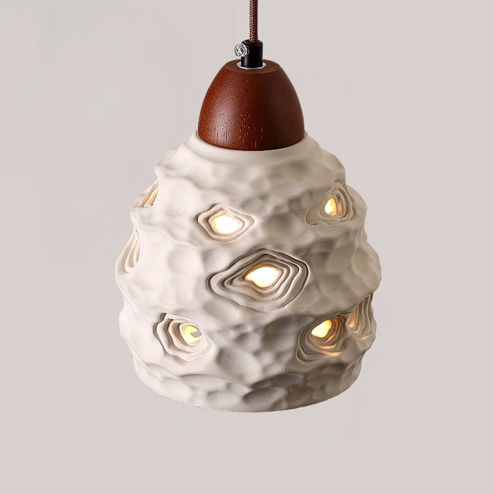 Scova Pendant Light